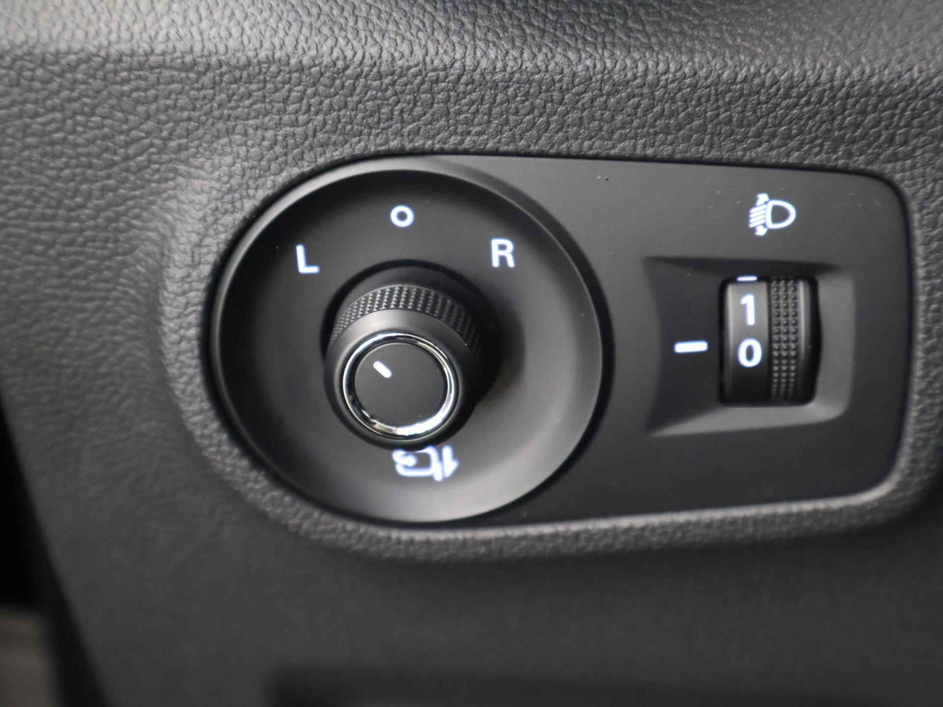 MG ZS EV Luxury 45 kWh | Panoramadak | Navigatie | Climate Control | Cruise Control | Bluetooth | - 35/41