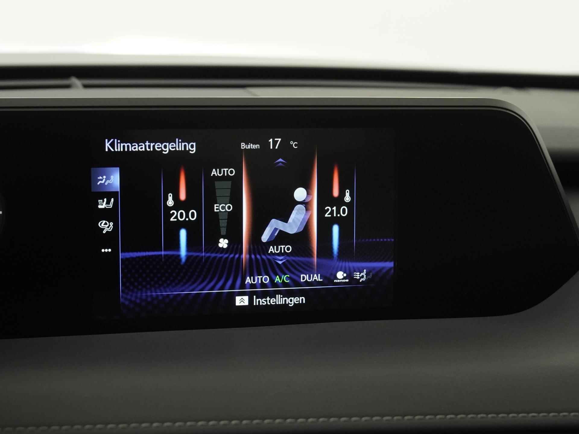 Lexus UX 250h Luxury Line | Leder | LED | Camera | Adapt cruise | Zondag Open! - 18/38