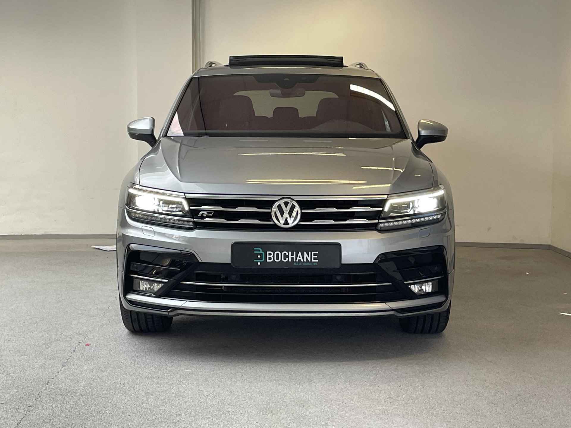 Volkswagen Tiguan Allspace 1.5 TSI DSG Highline R-line 7p. | 1e-EIG. | ORG.NL | PANO | TREKHAAK | 20" LMV | CAMERA | CARPLAY | - 9/43