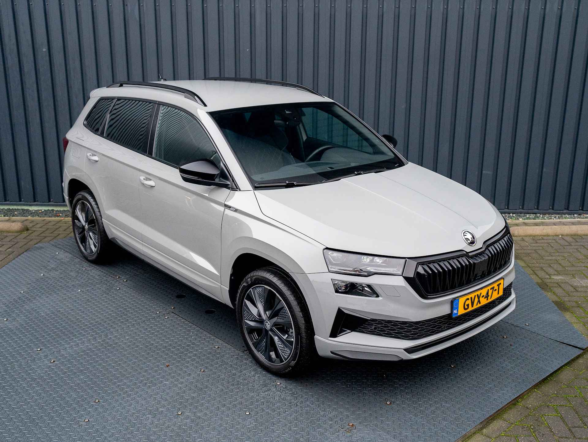 Škoda Karoq 1.5 TSI ACT Sportline Business | Camera | Adapt. Cruise control | Prijs Rijklaar!! - 37/44