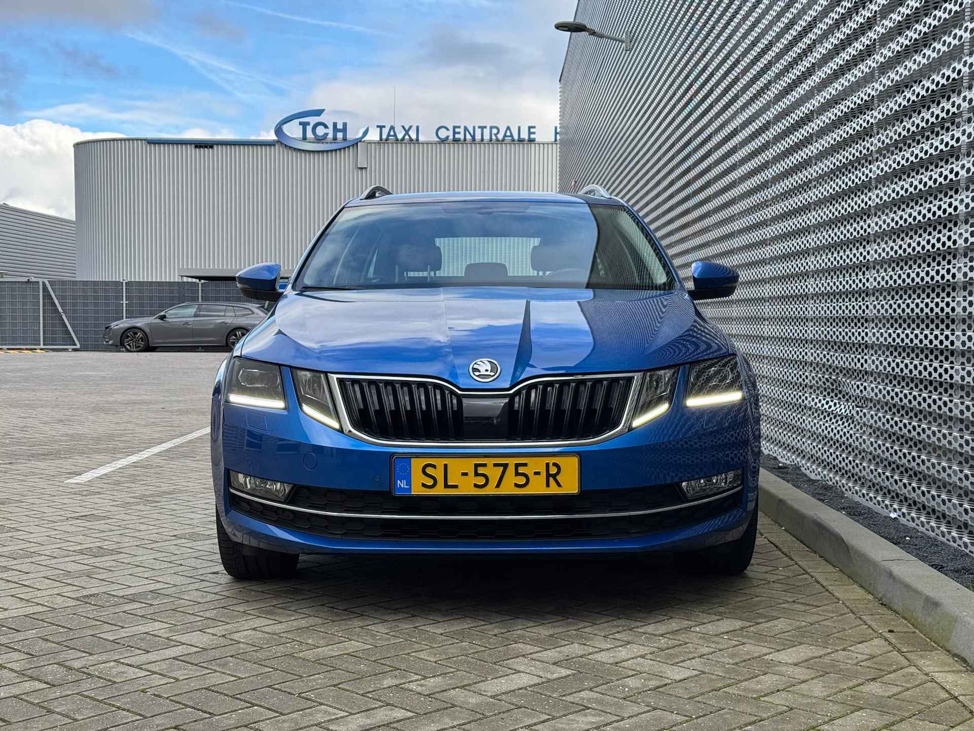 Škoda Octavia Combi 1.0 TSI 116PK Greentech Style Business / Stoelverwarming / Keyless Entry-Start / LED / Parkeersensoren V+A - 22/24