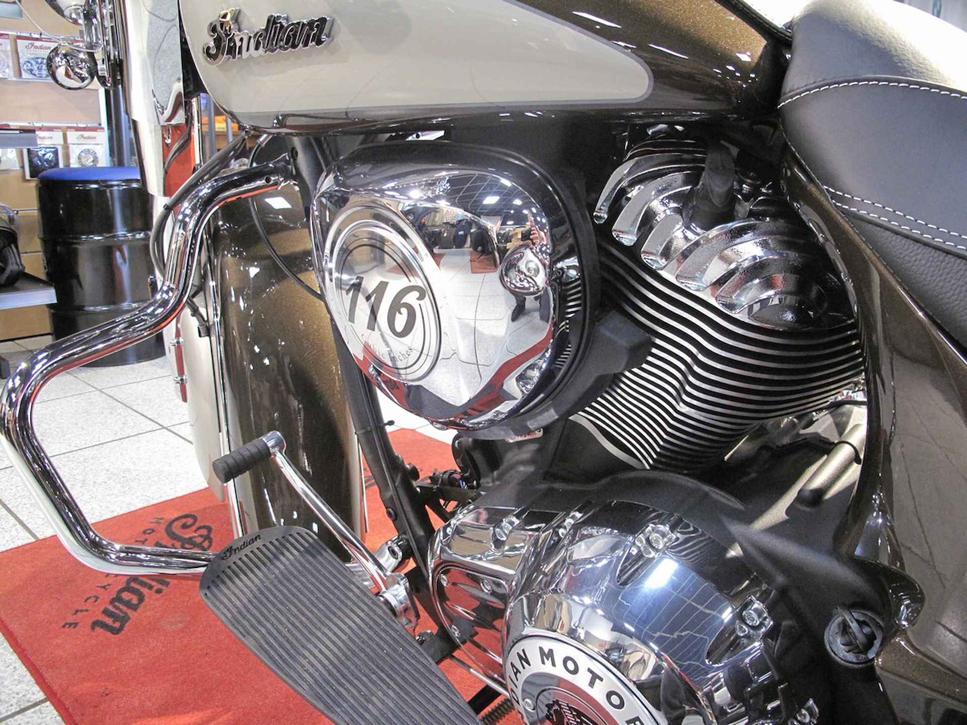 Indian Springfield Official Indian Motorcycle Dealer - 3/10