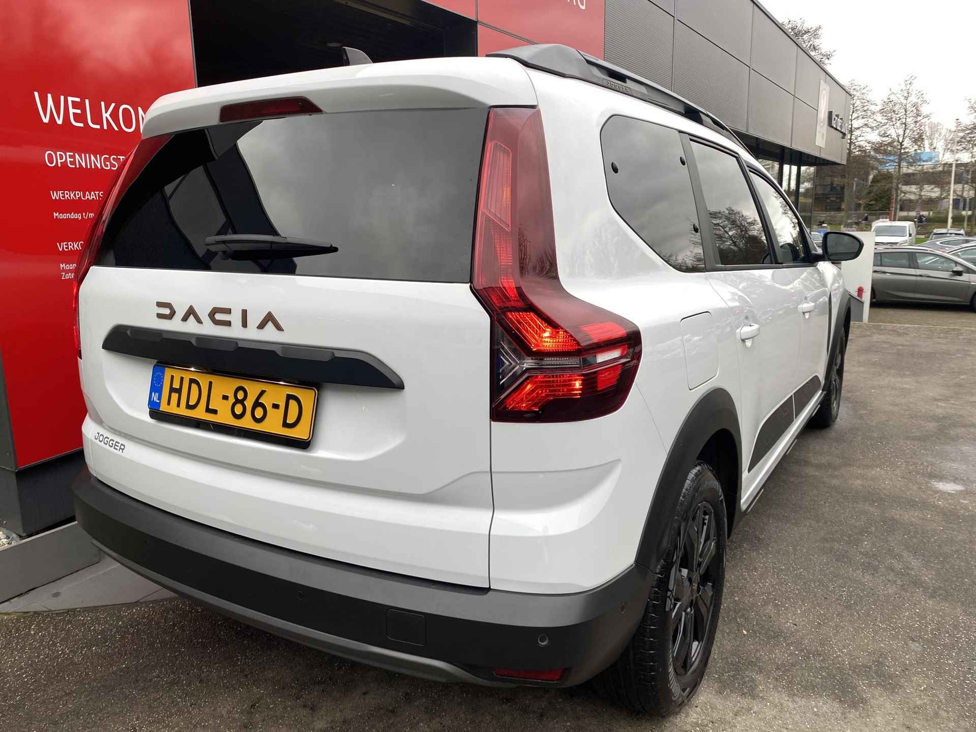 Dacia Jogger 1.0 TCe 110 Extreme 7p. - 8/54