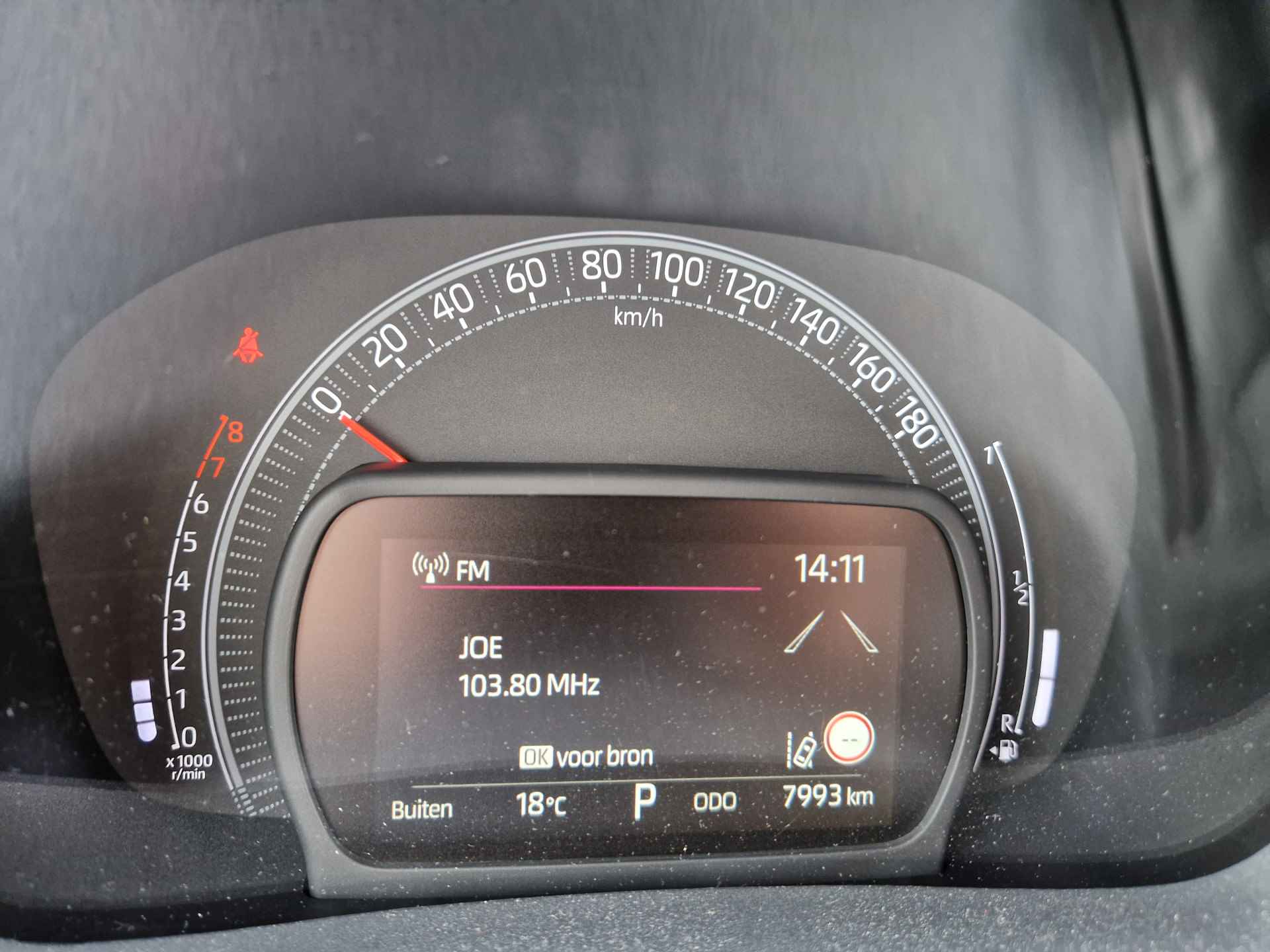 Toyota Aygo X 1.0 Limited Automaat JBL, Parkeersensoren V+A , Apple/Android , All-in Rijklaarprijs - 13/25