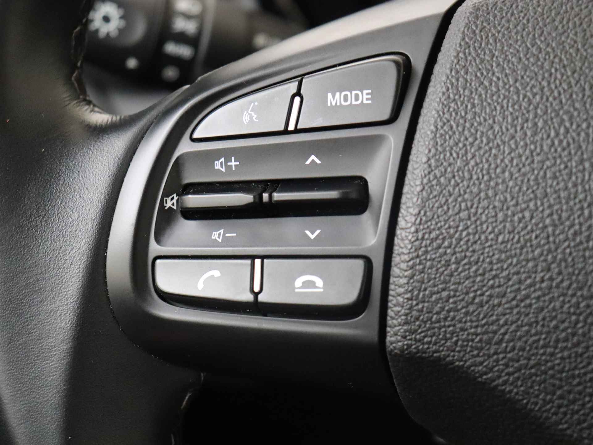 Hyundai i10 1.0 Comfort 5 deurs | Navigatie by App | Airco - 19/29