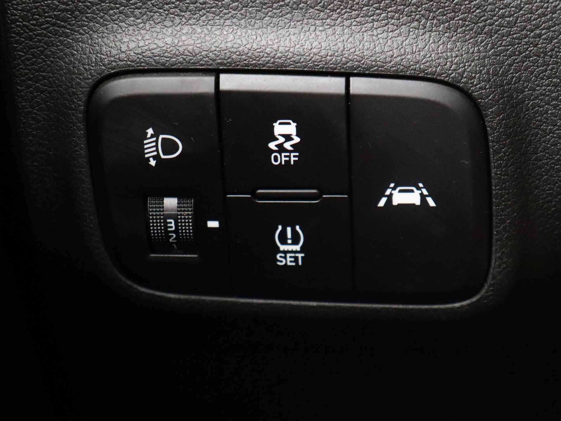 Hyundai i10 1.0 Comfort 5 deurs | Navigatie by App | Airco - 23/29