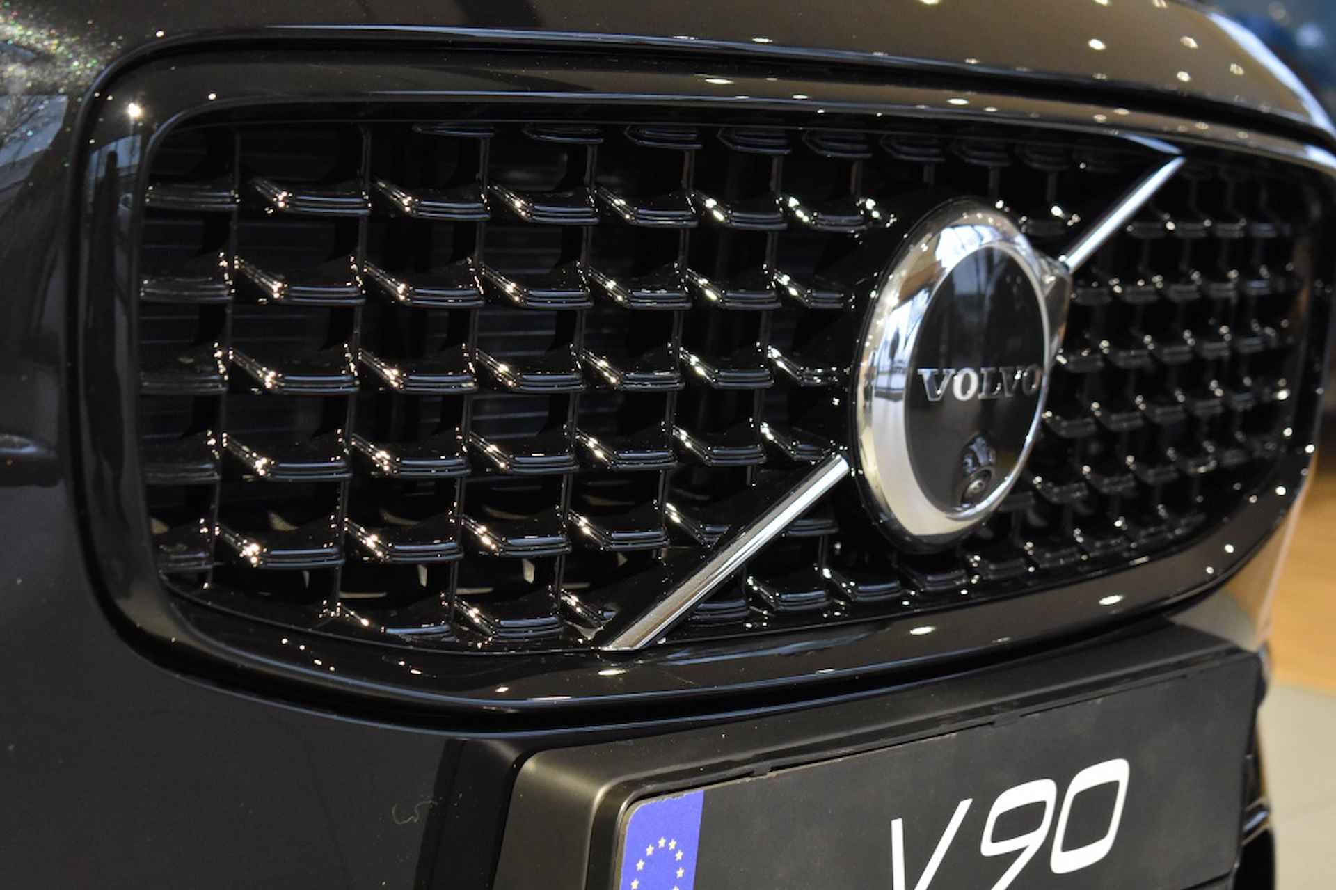 Volvo V90 T6 350pk AWD Ultimate Dark | 360 camera | Getint glas achter *ni - 30/44