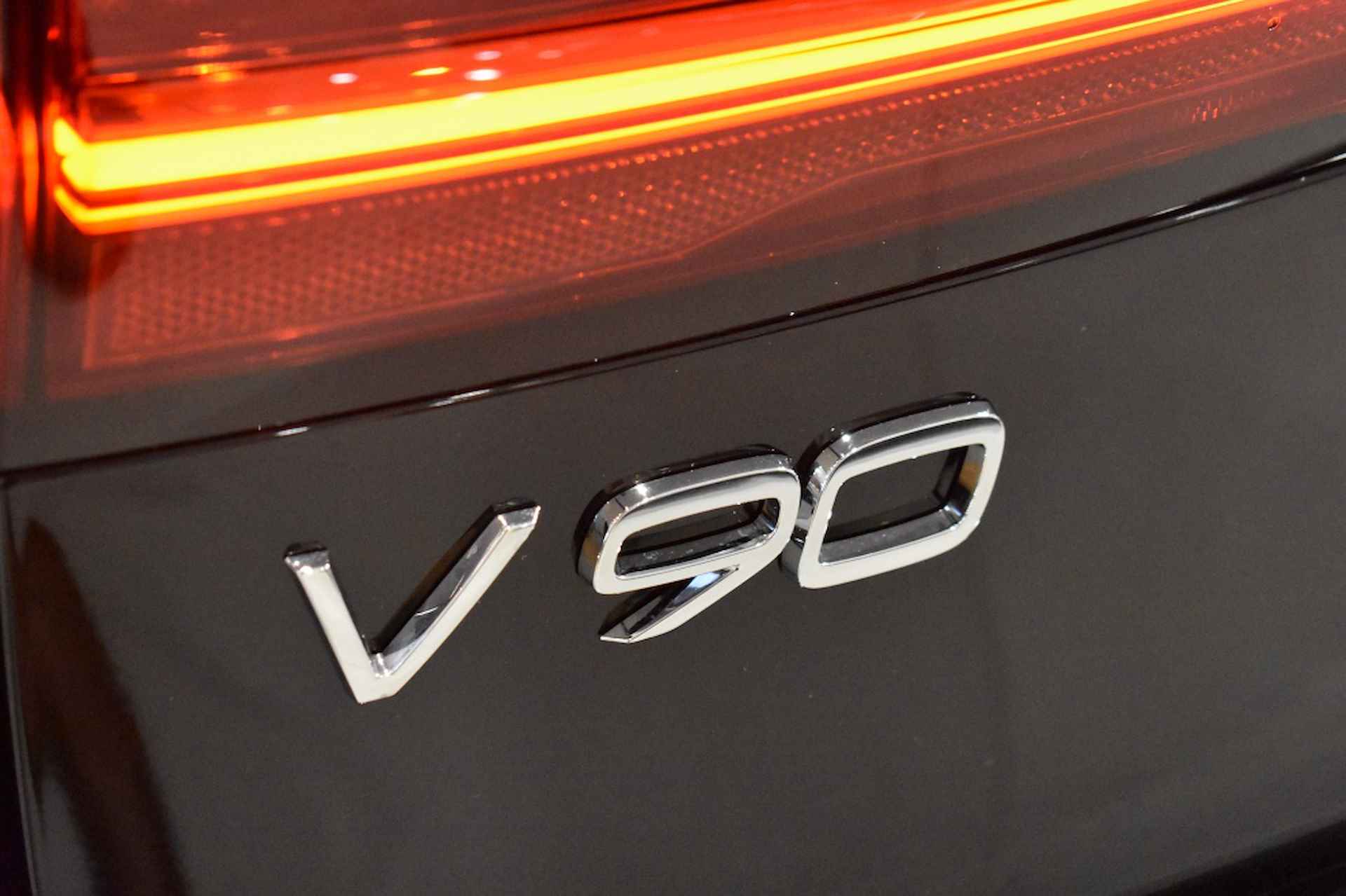 Volvo V90 T6 350pk AWD Ultimate Dark | 360 camera | Getint glas achter *ni - 32/44