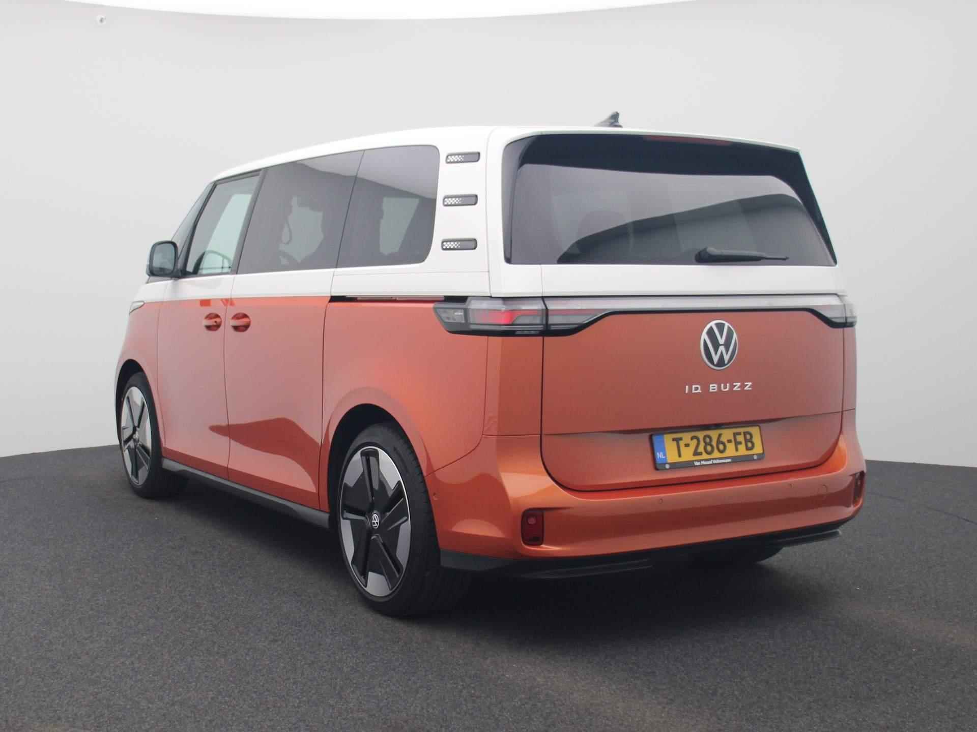 Volkswagen ID. Buzz 1st Max 77kWh | Navigatie | Open + Close Pakket | LED Verlichting | Variabele laadvloer | Stoel + Stoelverwarming - 3/42