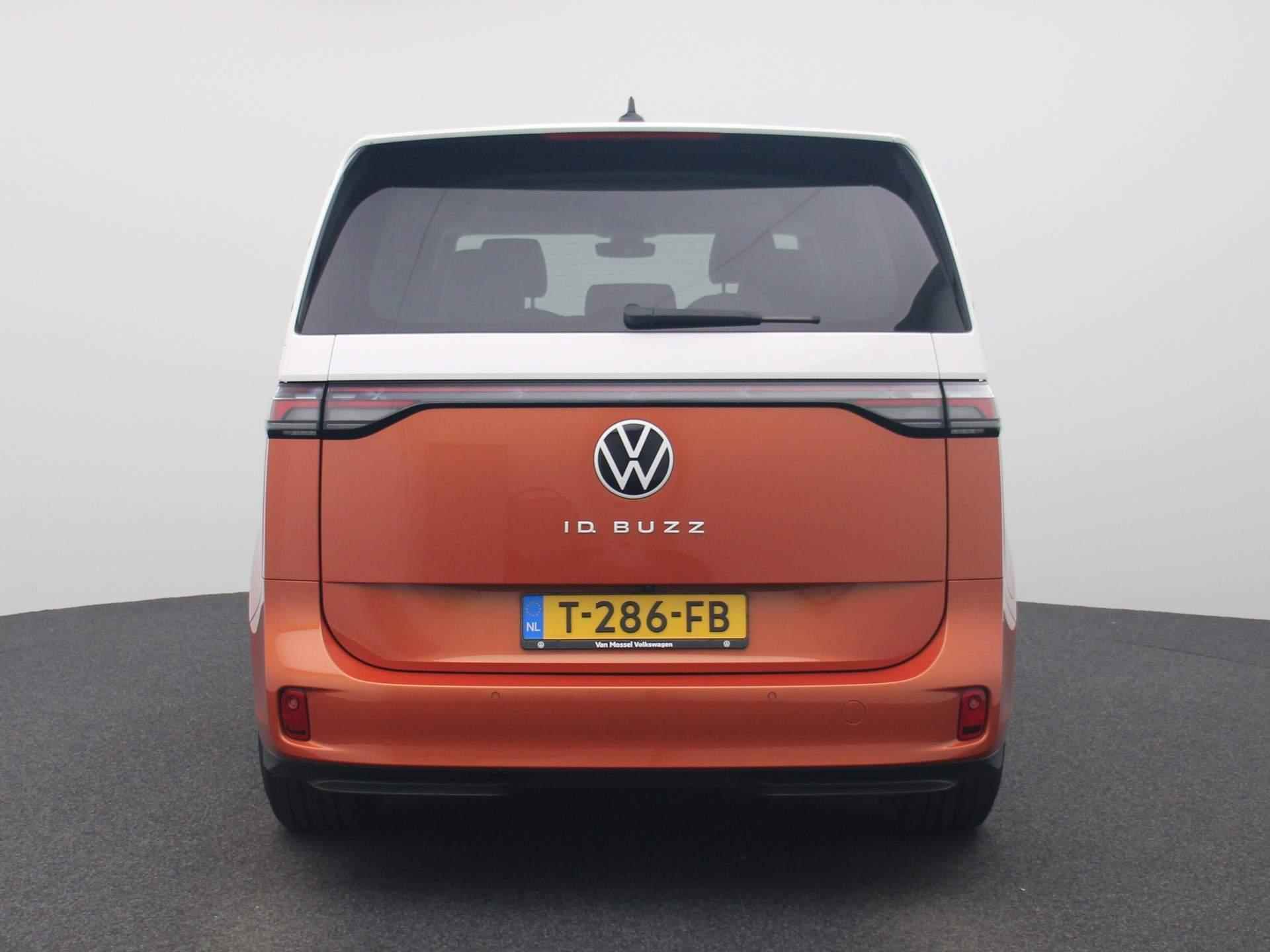 Volkswagen ID. Buzz 1st Max 77kWh | Navigatie | Open + Close Pakket | LED Verlichting | Variabele laadvloer | Stoel + Stoelverwarming - 6/42