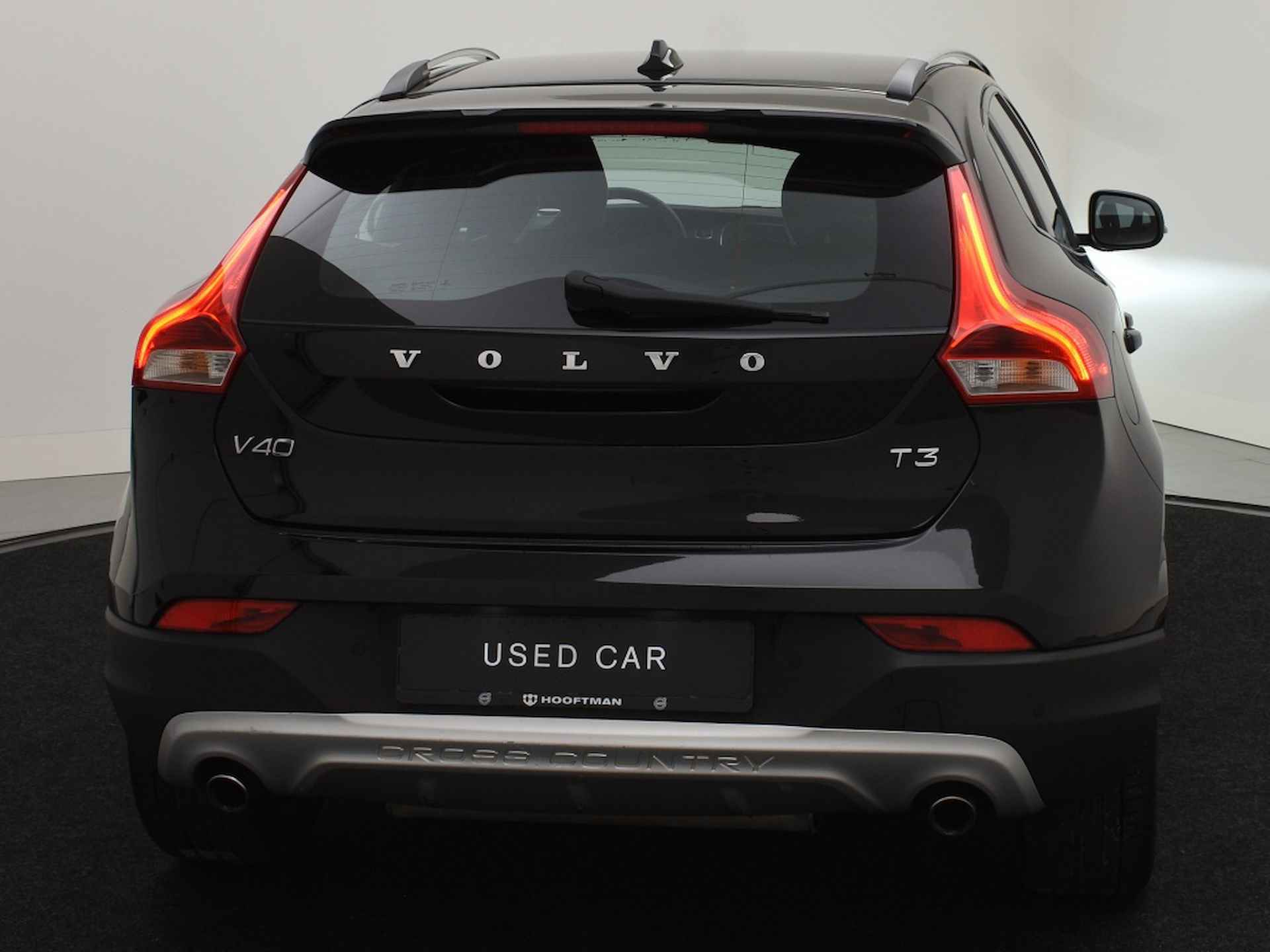 Volvo V40 Cross Country T3 AUT(6) DYNAMIC EDITION NAVI BLUETOOTH PARK ASSIST STOELVERWAR - 30/31