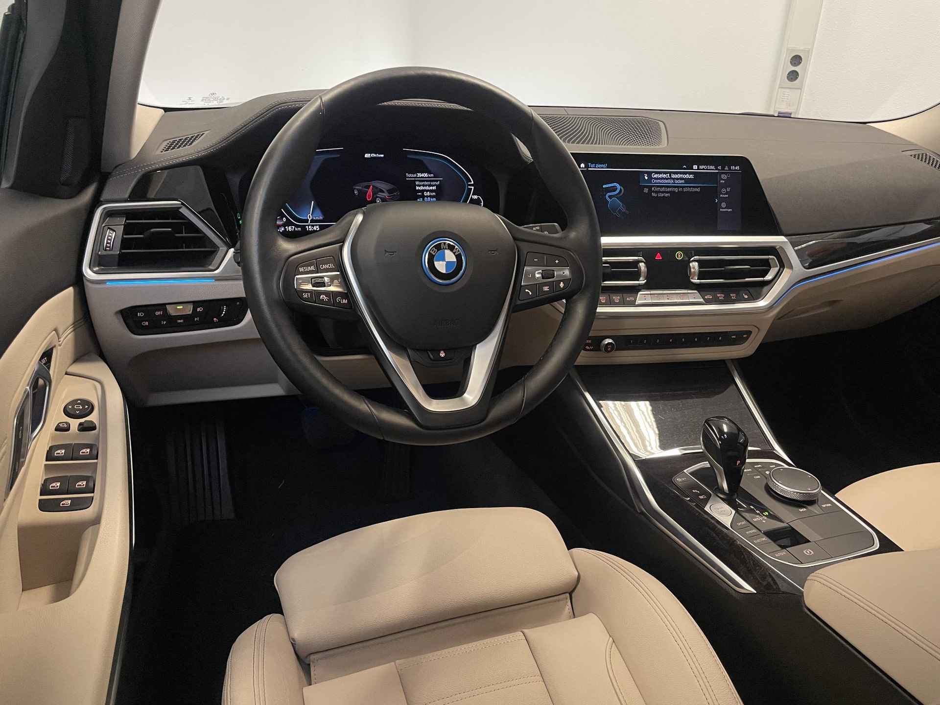 BMW 3-serie Touring 330e Luxury Line | BEIGE LEDEREN SPORTSTOELEN | CAMERA | LASER LIGHT | ACC | - 5/48