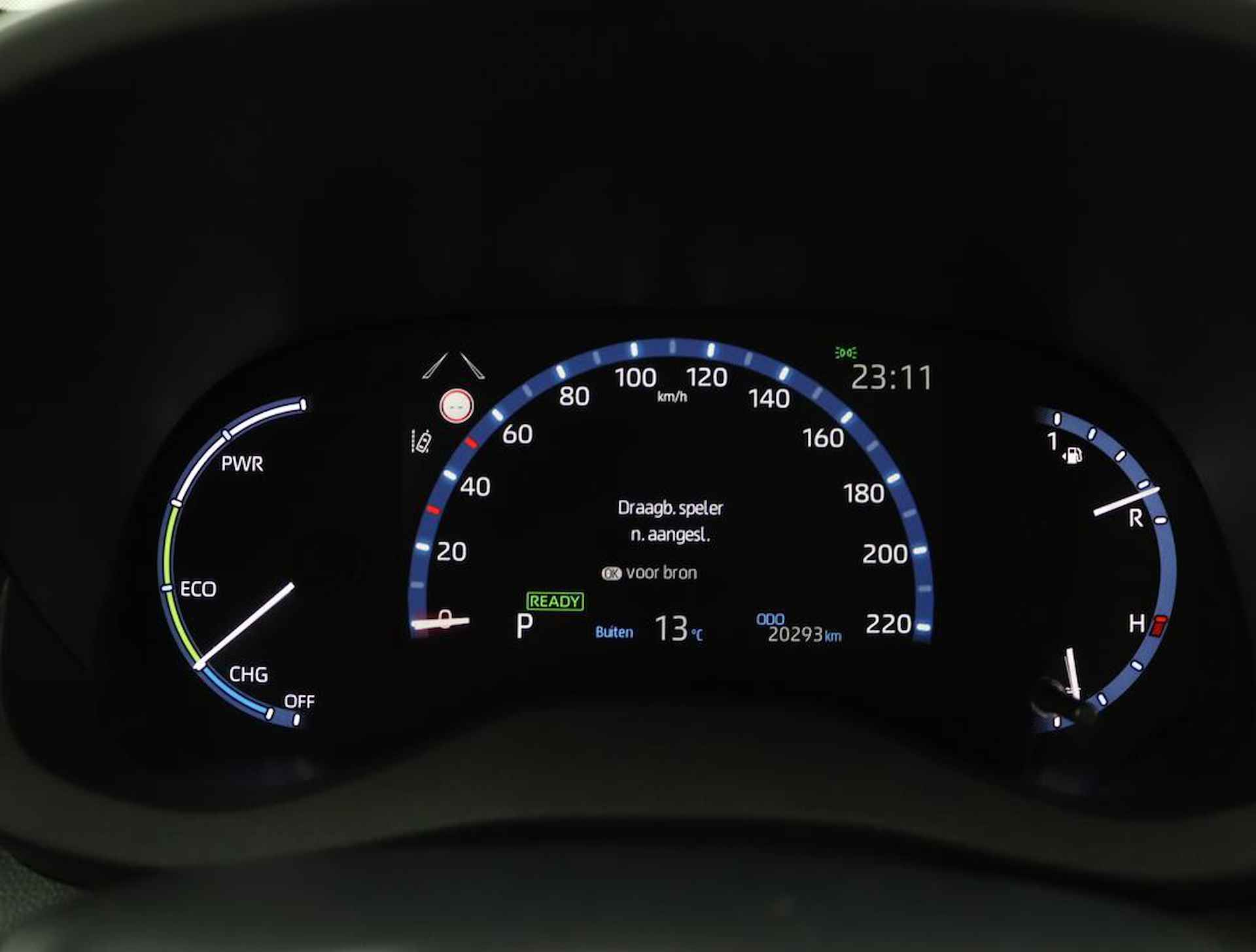 Toyota Yaris Cross 1.5 Hybrid Adventure | Panoramadak | Electrische achterklep | Navigatie | Head up display | - 6/61