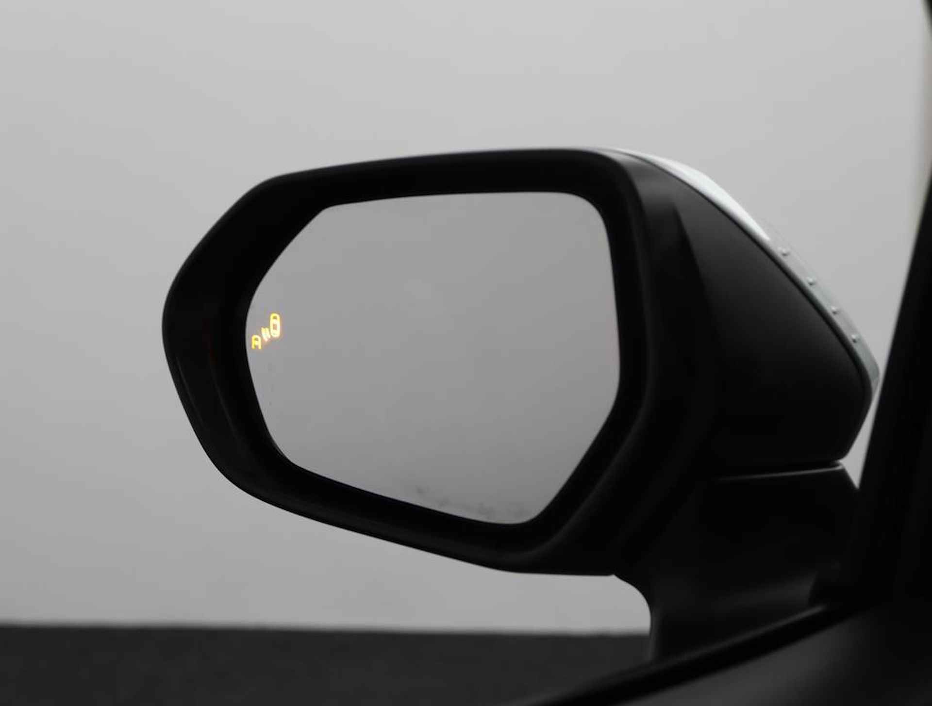 Toyota Yaris Cross 1.5 Hybrid Adventure | Panoramadak | Electrische achterklep | Navigatie | Head up display | - 51/61