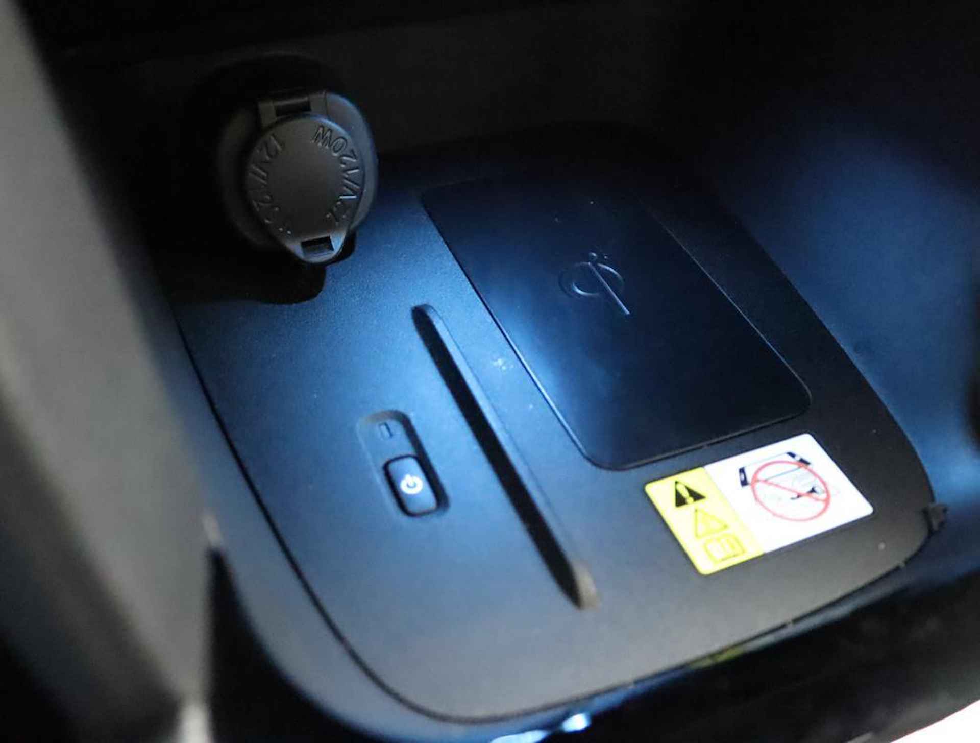 Toyota Yaris Cross 1.5 Hybrid Adventure | Panoramadak | Electrische achterklep | Navigatie | Head up display | - 54/61