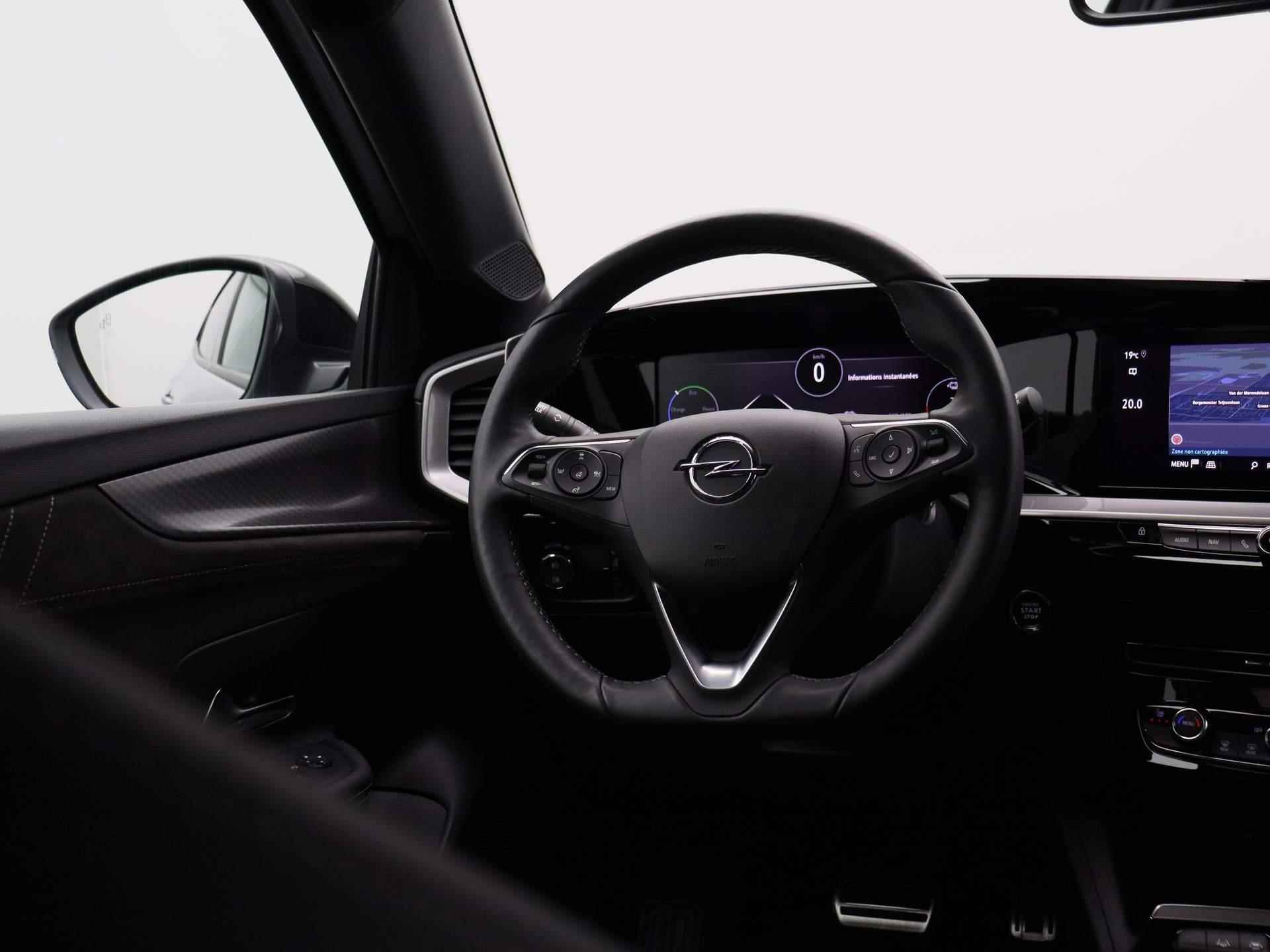 Opel Mokka-e Ultimate 50-kWh | APPLE CARPLAY | 360 CAMERA | ADAPTIEVE CRUISE CONTROL | STOEL VERWARMING | STUUR VERWARMING | CLIMATE CONTROL | LED | DAB | HALF LEDEREN BEKLEDING | - 11/35