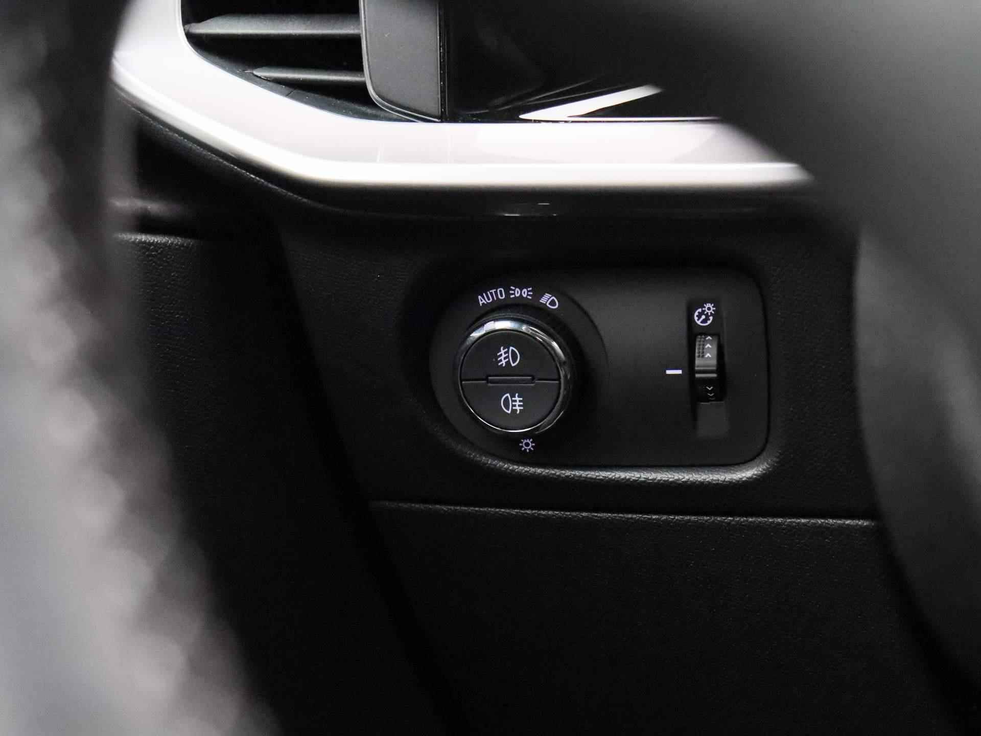 Opel Mokka-e Ultimate 50-kWh | APPLE CARPLAY | 360 CAMERA | ADAPTIEVE CRUISE CONTROL | STOEL VERWARMING | STUUR VERWARMING | CLIMATE CONTROL | LED | DAB | HALF LEDEREN BEKLEDING | - 24/35