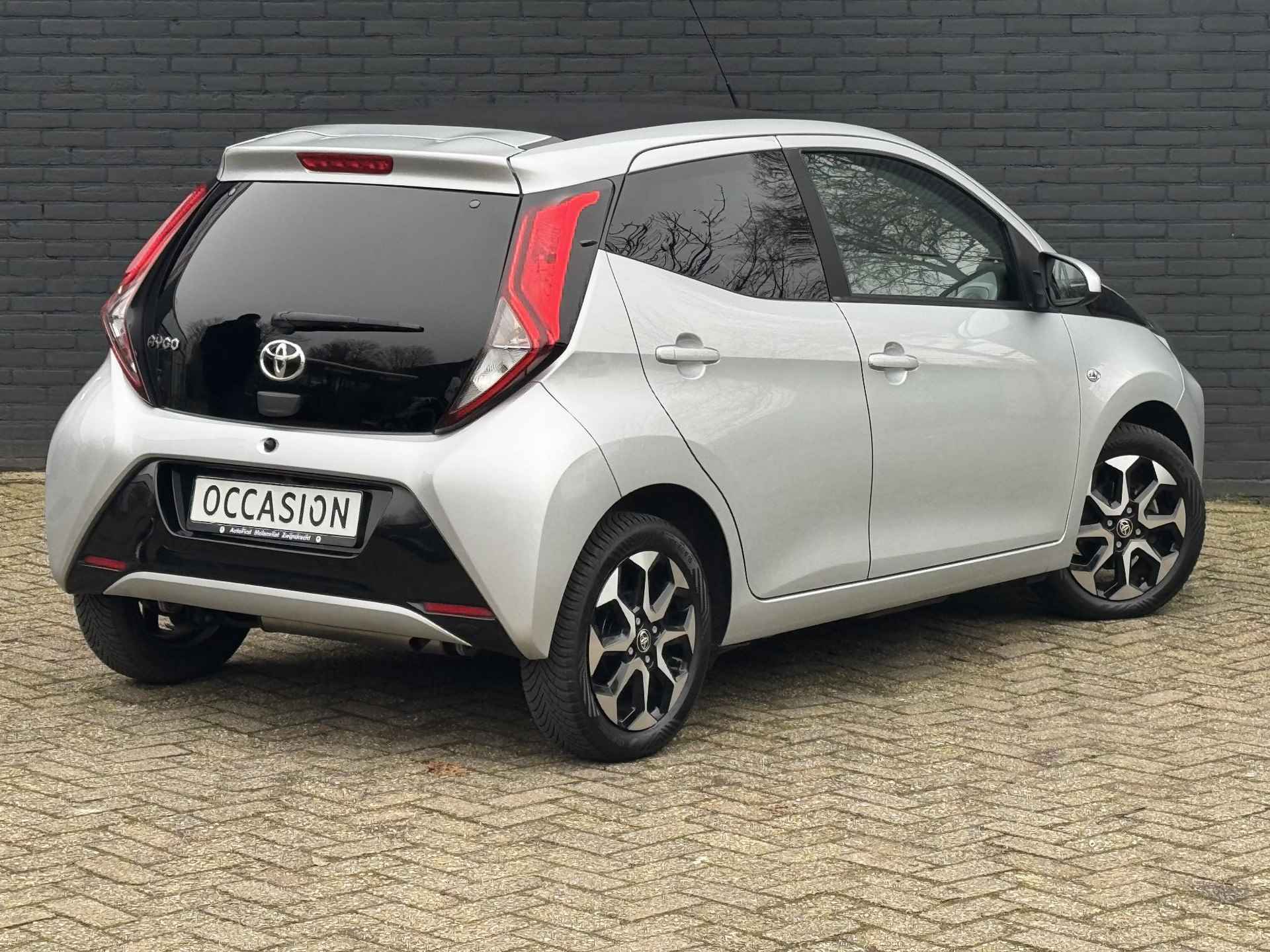 Toyota Aygo 1.0 VVT-i x-joy CABRIO I INCL. € 850,00 AFL.KOSTEN + BOVAG GARANTIE - 2/34