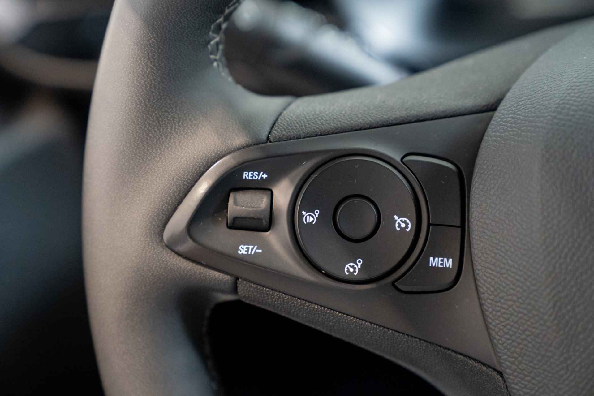Opel Corsa 1.2 Turbo 100 PK Elegance | Navigatie | Climate Controle | Donker Glas | Parkeersensoren | - 17/31
