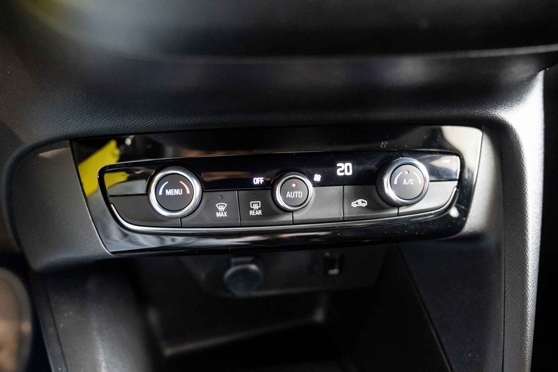 Opel Corsa 1.2 Turbo 100 PK Elegance | Navigatie | Climate Controle | Donker Glas | Parkeersensoren | - 23/31