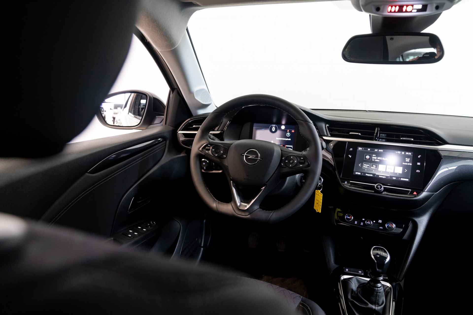 Opel Corsa 1.2 Turbo 100 PK Elegance | Navigatie | Climate Controle | Donker Glas | Parkeersensoren | - 29/31