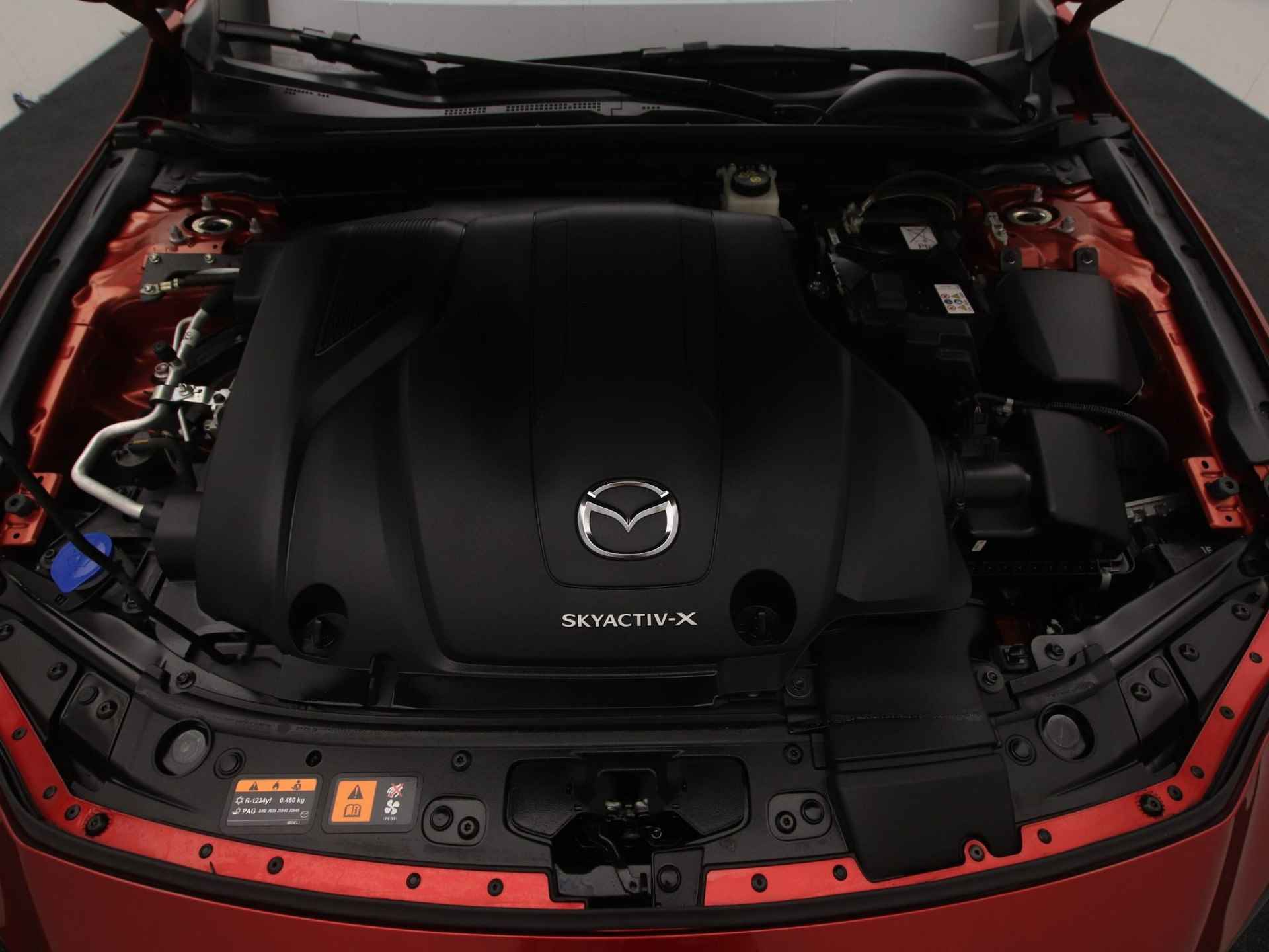 Mazda 3 2.0 e-SkyActiv-X Luxury : dealer onderhouden en 24 maanden verlengde garantie - 41/48