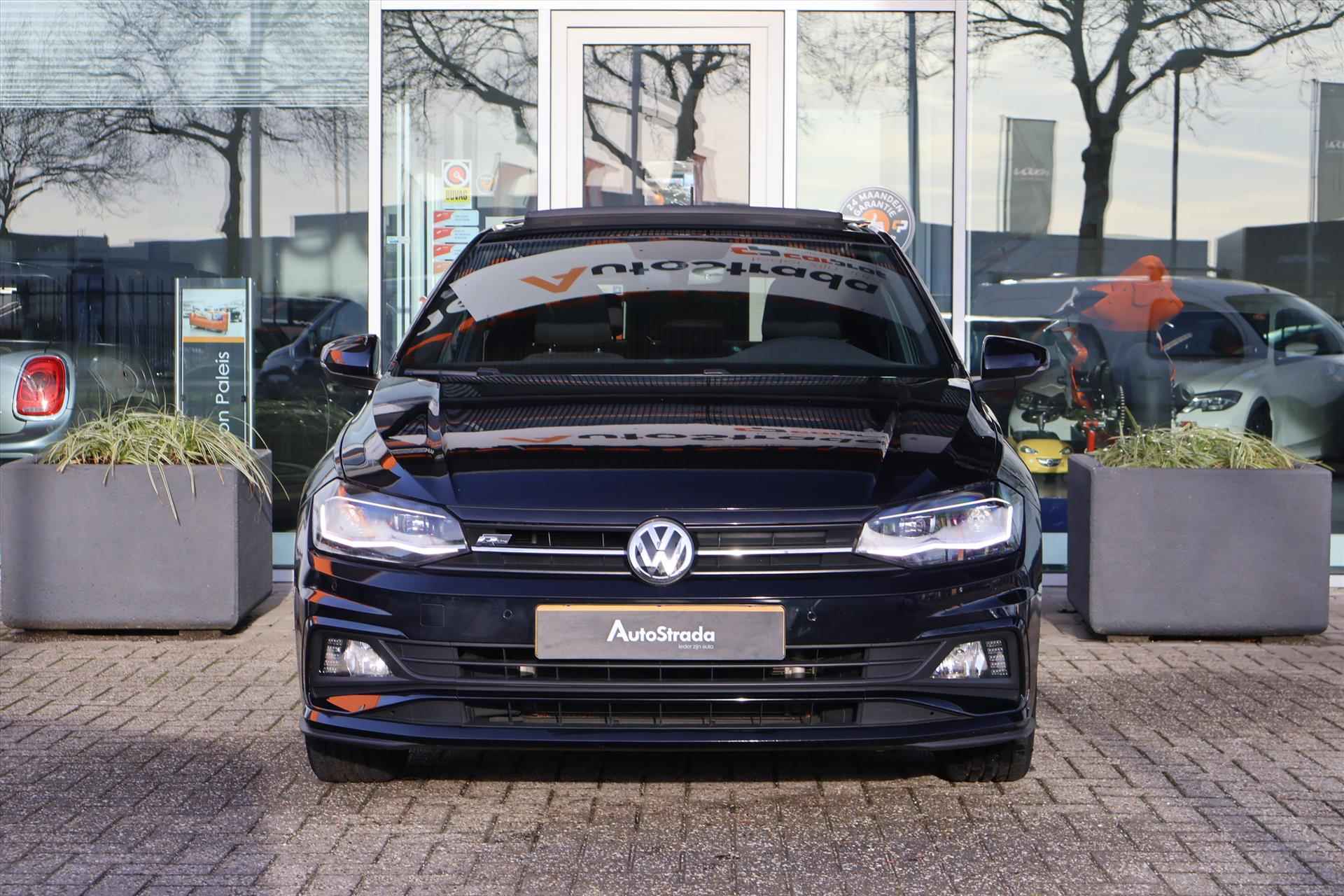 Volkswagen Polo 1.0  TSI Highline Business R-Line 95PK | LED | Pano | Camera | Trekhaak | Carplay | ACC - 16/39