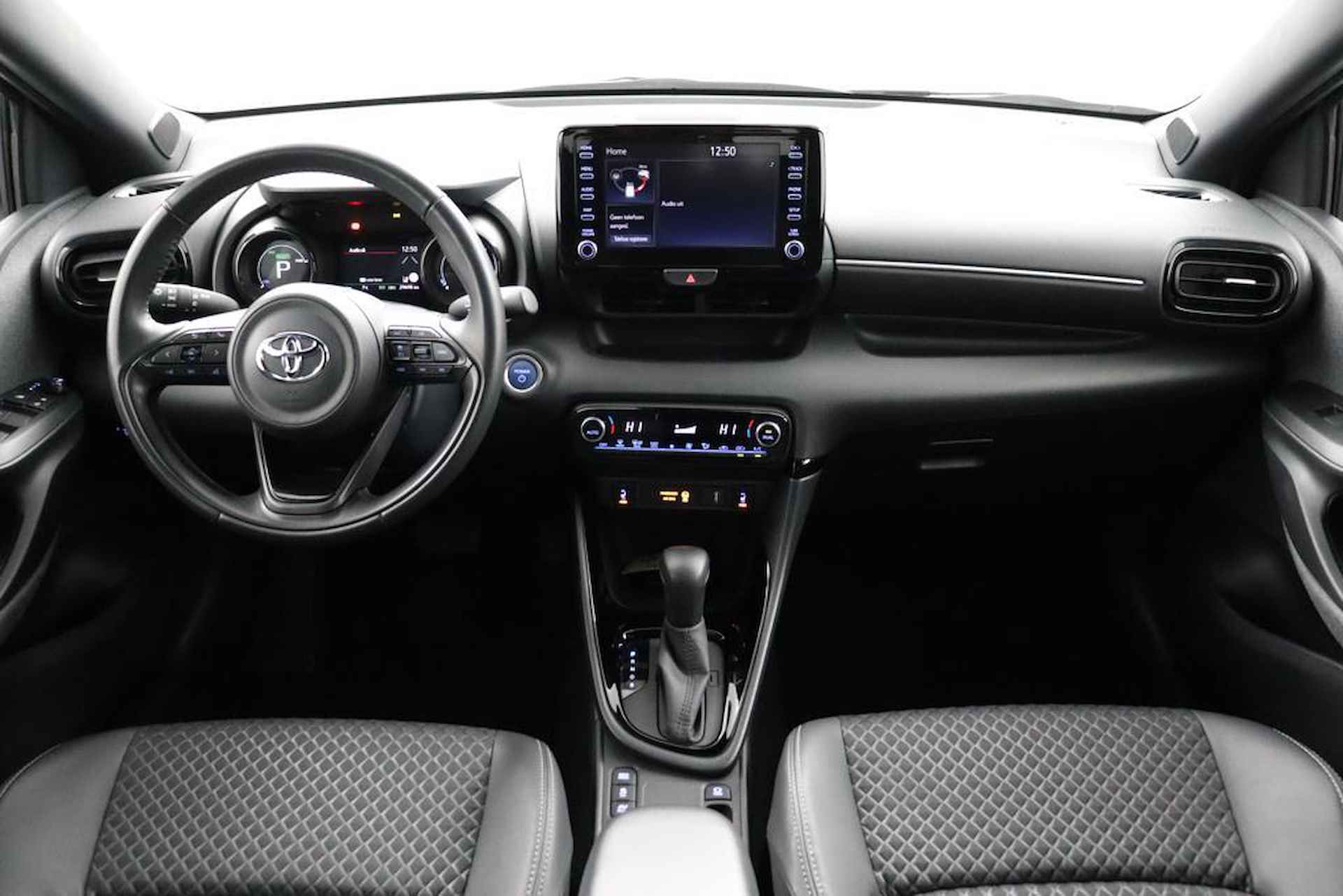 Toyota Yaris 1.5 Hybrid Executive | Two-Tone | Apple Carplay/Android Auto |Half leder\stof | - 4/47