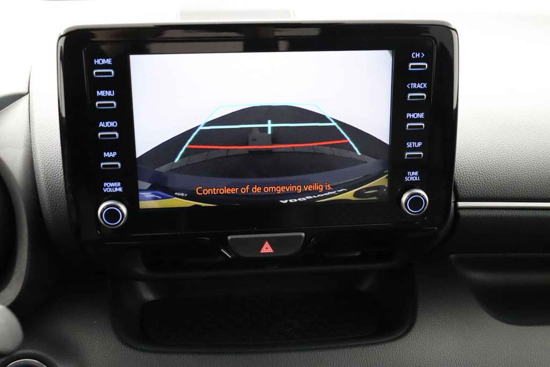 Toyota Yaris 1.5 Hybrid Executive | Two-Tone | Apple Carplay/Android Auto |Half leder\stof | - 8/47
