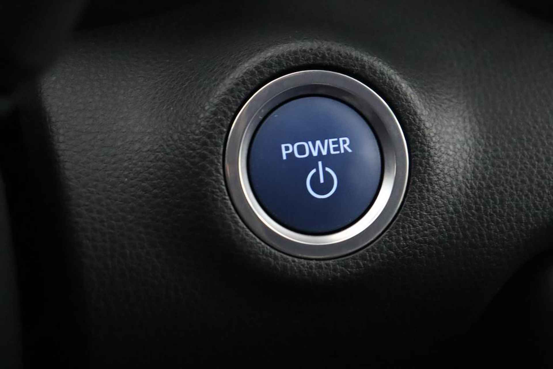 Toyota Yaris 1.5 Hybrid Executive | Two-Tone | Apple Carplay/Android Auto |Half leder\stof | - 42/47
