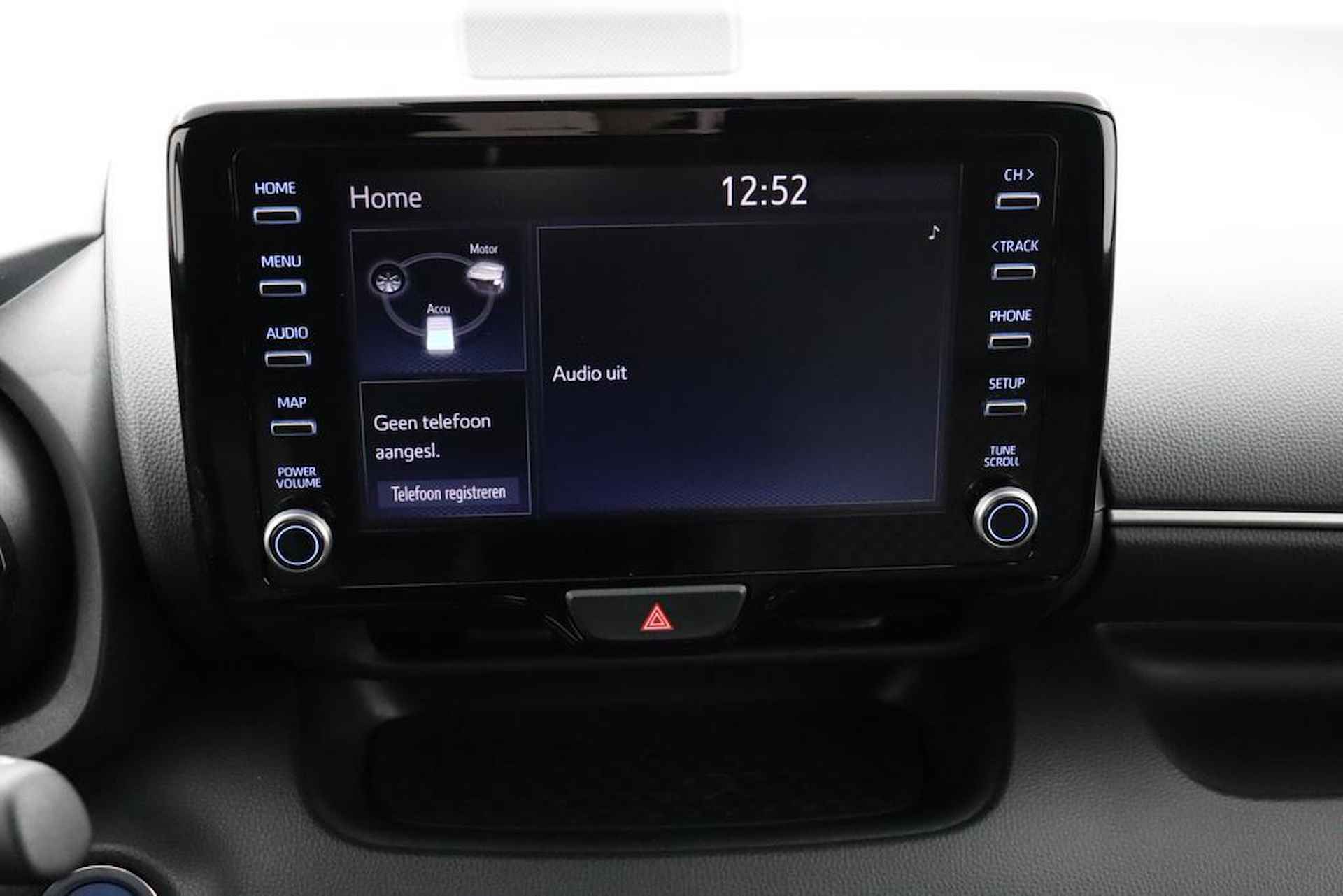 Toyota Yaris 1.5 Hybrid Executive | Two-Tone | Apple Carplay/Android Auto |Half leder\stof | - 43/47