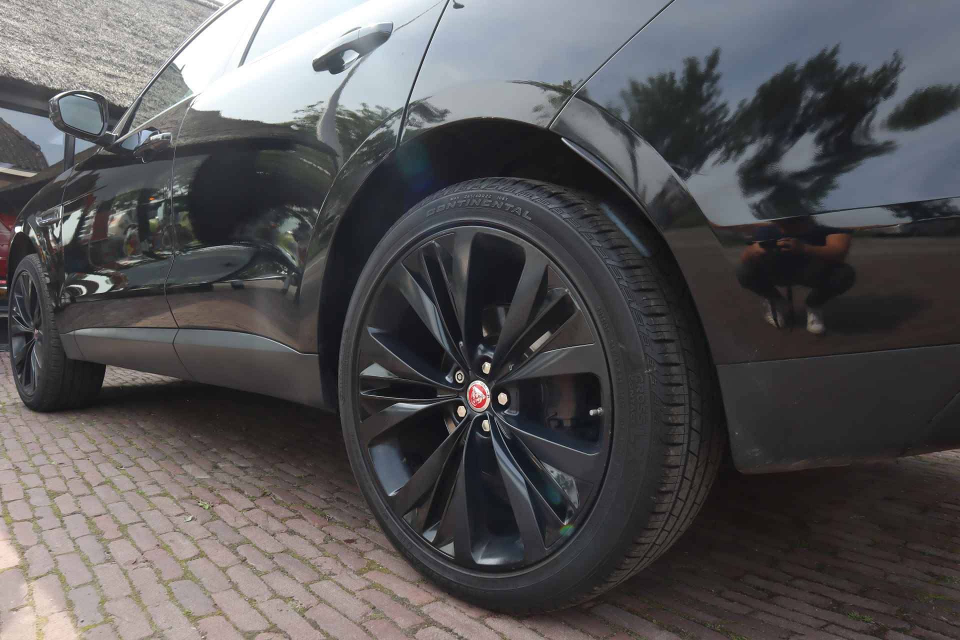 Jaguar F-Pace 3.0 Portfolio AWD 30d Navigatie | Leder | bi- Xenon | LM 22 inch | - 14/35