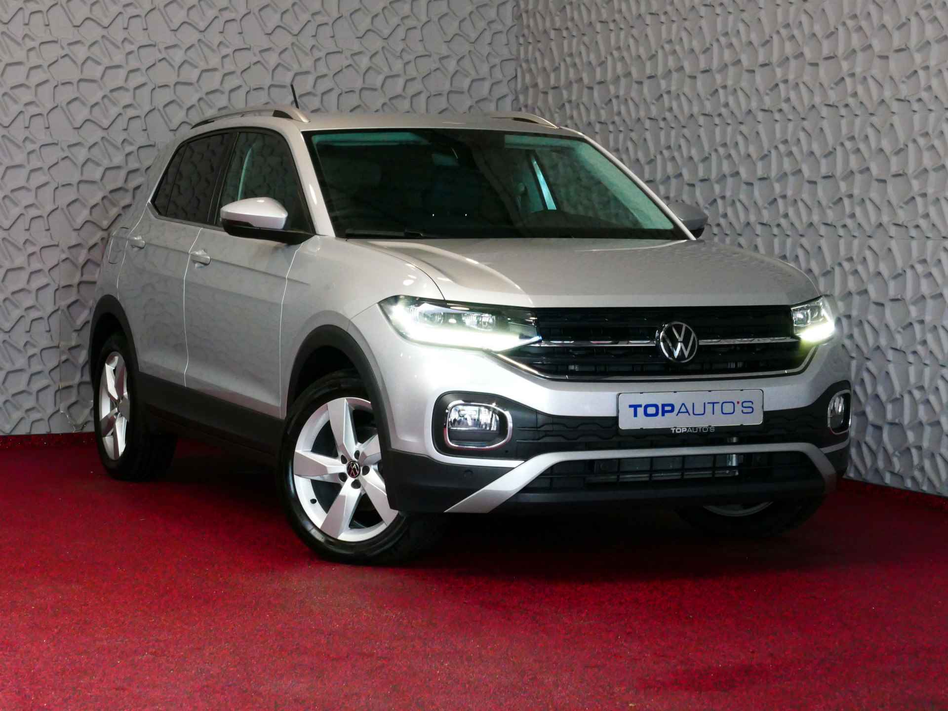 Volkswagen T-Cross 1.5 TSI 150PK STYLE LED NAVI VIR.COCKPIT CARPLAY CAMERA STOELVERW. ADAP.CRUIS DAB 12/23 70 BIJNA NIEUWE VOLKSWAGEN'S UIT VOORRAAD LEVERBAAR - 45/68