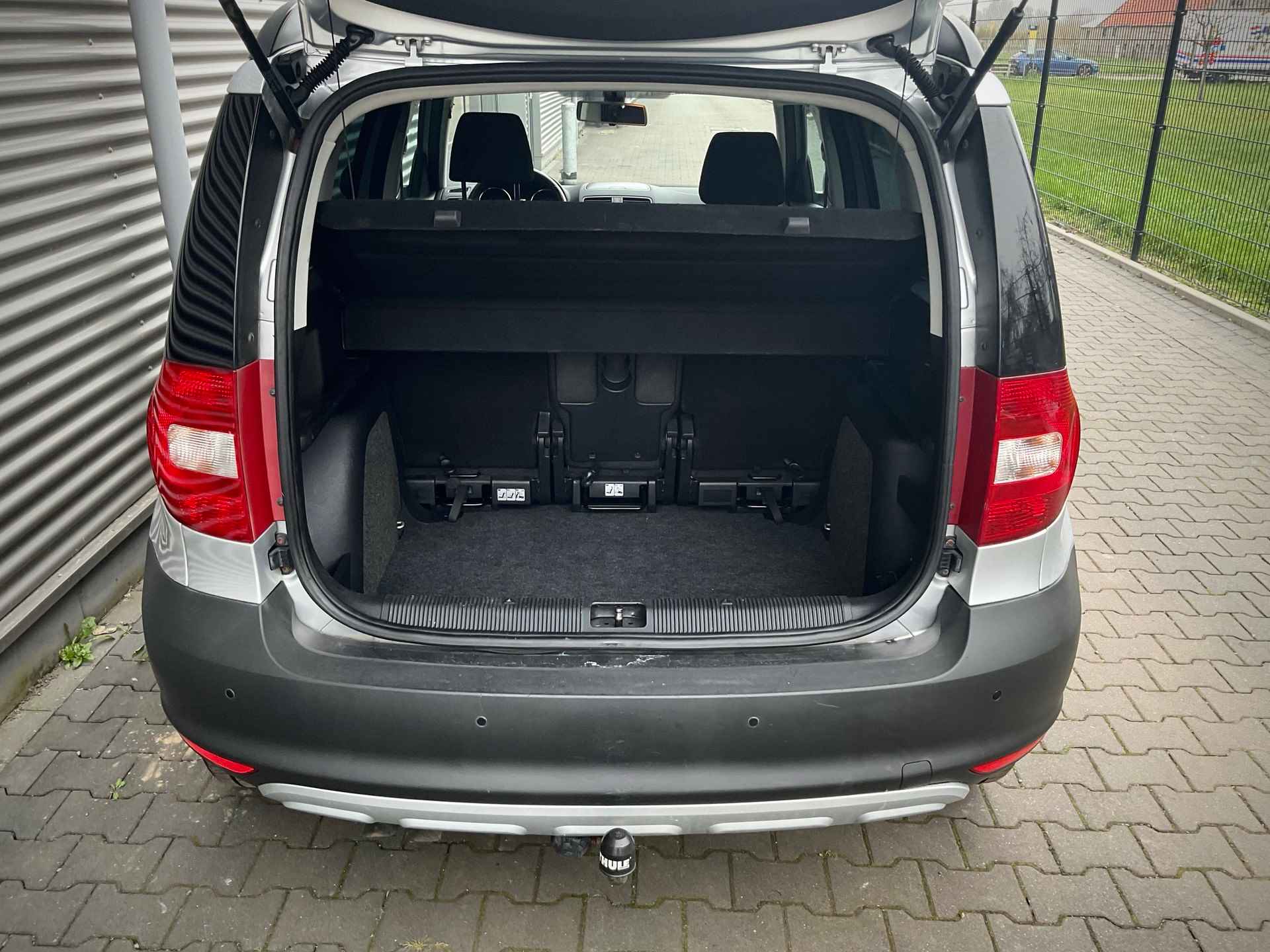 Škoda Yeti 1.2 TSI Active met Trekhaak - 9/19