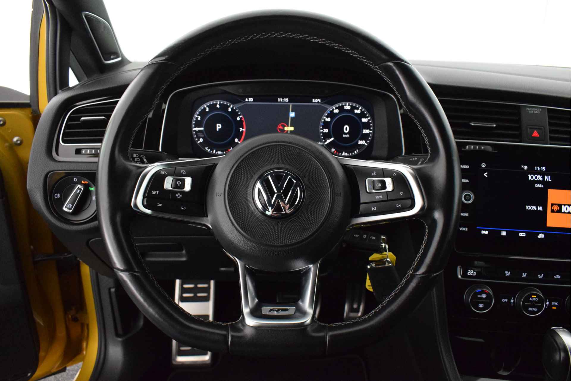 Volkswagen Golf 1.5 TSI 150pk DSG 2x R-Line Trekhaak Dynaudio Led Virtual Cockpit Navigatie - 21/50