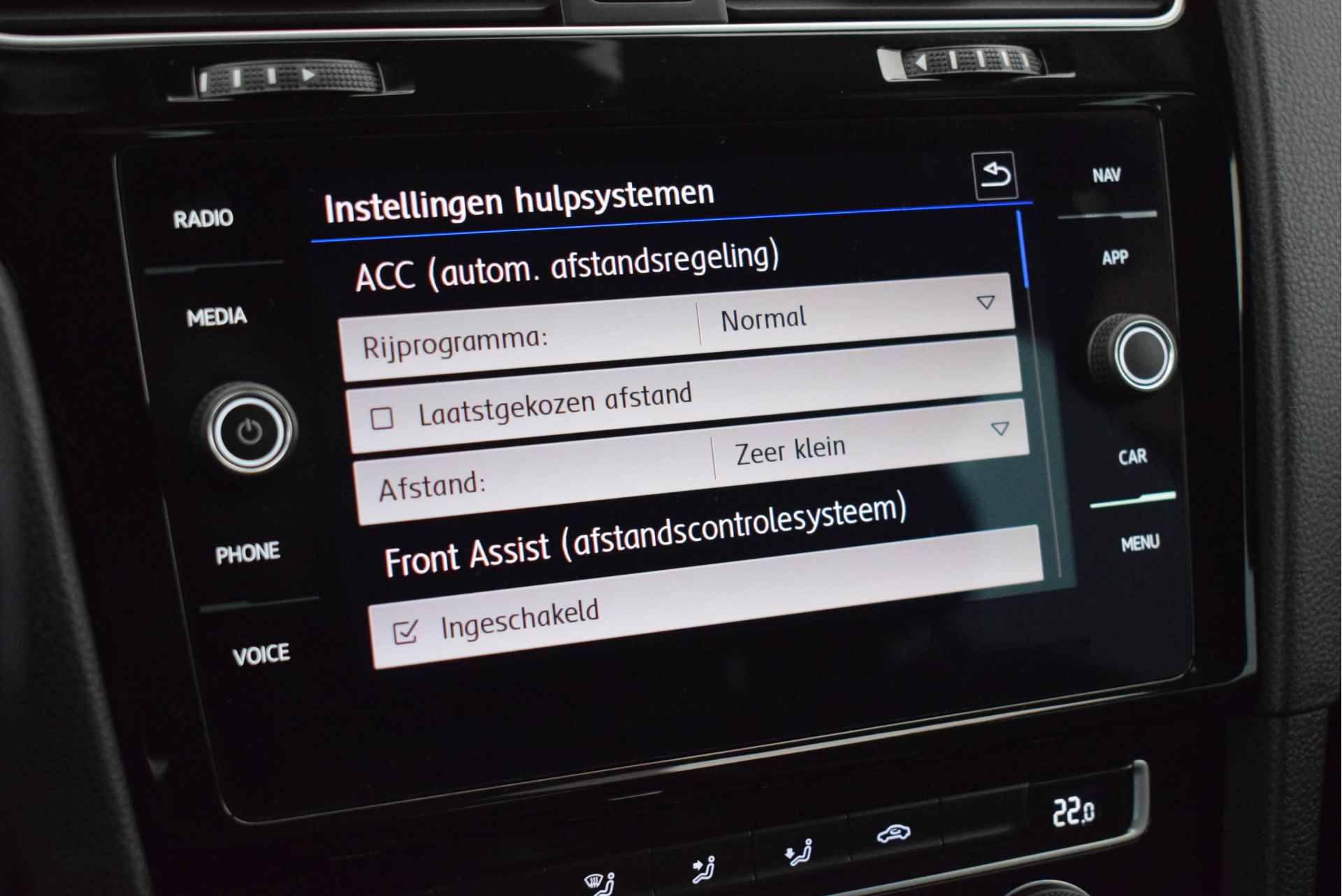 Volkswagen Golf 1.5 TSI 150pk DSG 2x R-Line Trekhaak Dynaudio Led Virtual Cockpit Navigatie - 35/50