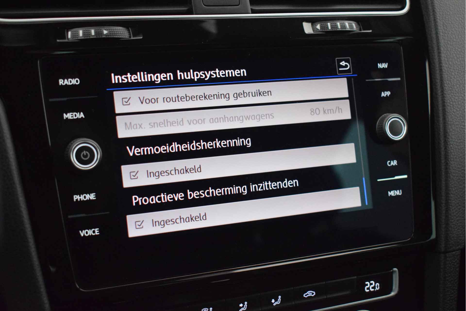 Volkswagen Golf 1.5 TSI 150pk DSG 2x R-Line Trekhaak Dynaudio Led Virtual Cockpit Navigatie - 38/50