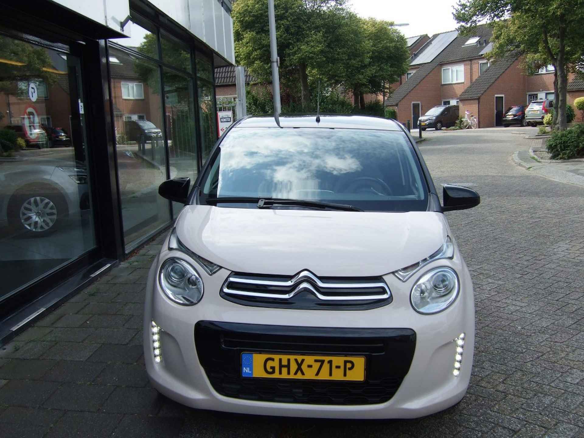 CITROEN C1 1.0 VTI AIRSCAPE ELLE - 3/12