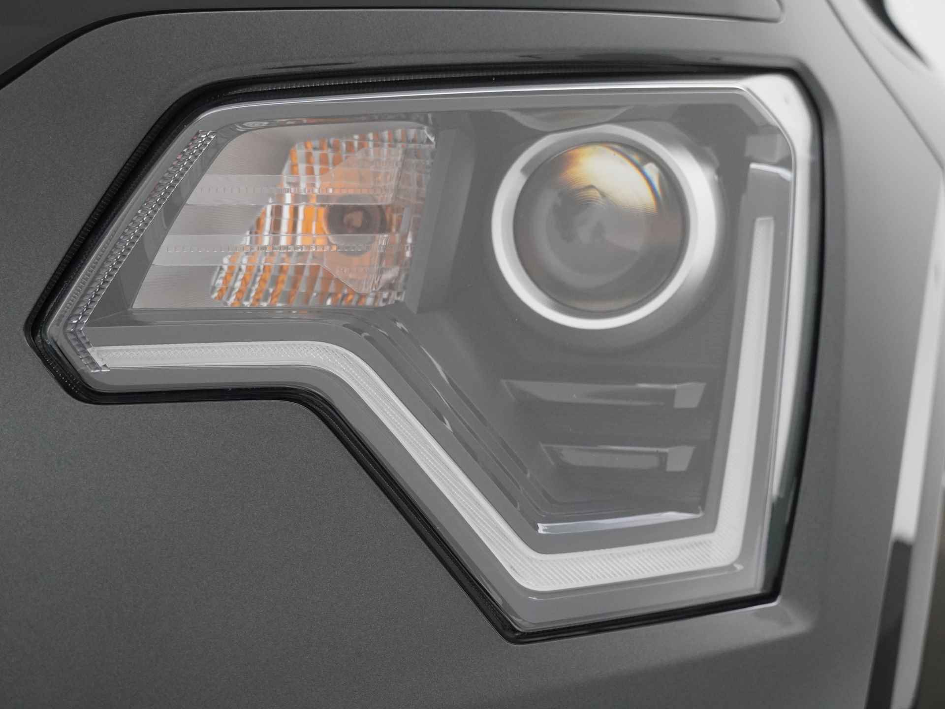 Kia Niro EV Edition 64.8kWh - Navigatie - Climate Control - 17" Lichtmetalen velgen - Fabrieksgarantie tot 05-2030 - 14/50