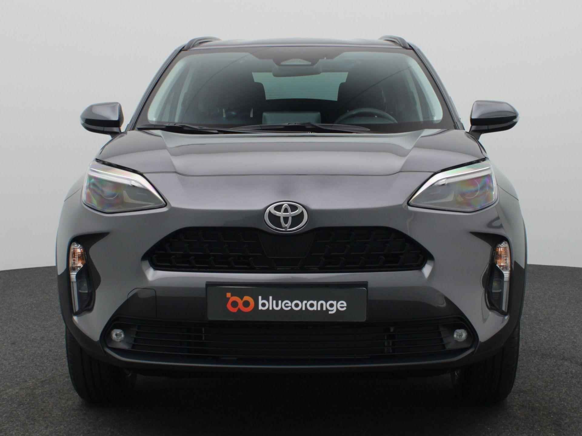 Toyota Yaris Cross 1.5 Hybrid Active 115PK Aut. Navi via Apple Carplay/Android Auto, Achteruitrijcamera, Adaptieve Cruise Controle, Stoel- & Stuurverwarming, Voorruitverwarming, 16" LM Velgen, Getinte Ramen - 12/39