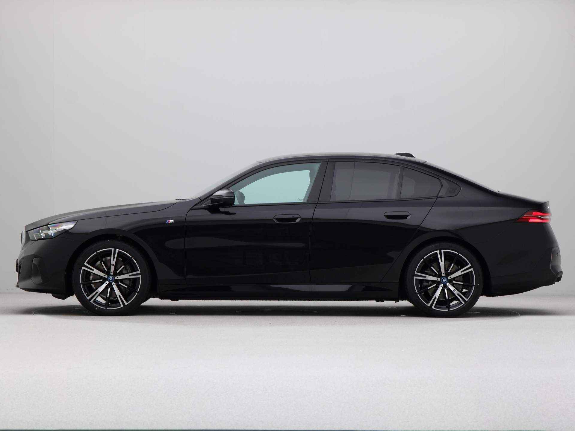 BMW i5 eDrive40 M Sport Edition 84 kWh - 12/23