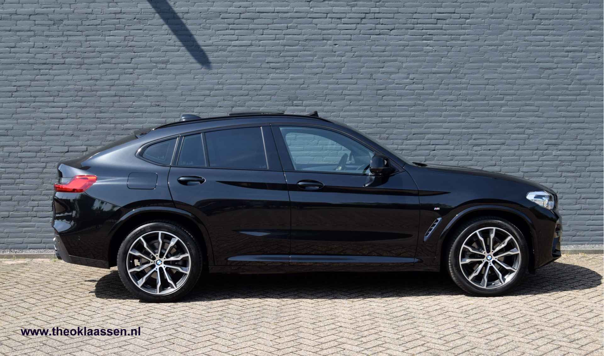 BMW X4 xDrive20i High Executive Edition M-Sport 50.000km NAP Panoramadak Wegklapbare trekhaak - 9/55