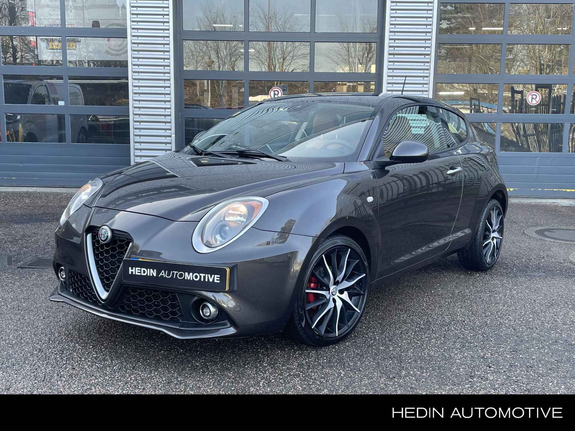 Alfa Romeo MiTo 0.9 TwinAir Super | Cognac leder | 18'' lichtmetaal | Navigatie | Cruise control | Climate control |