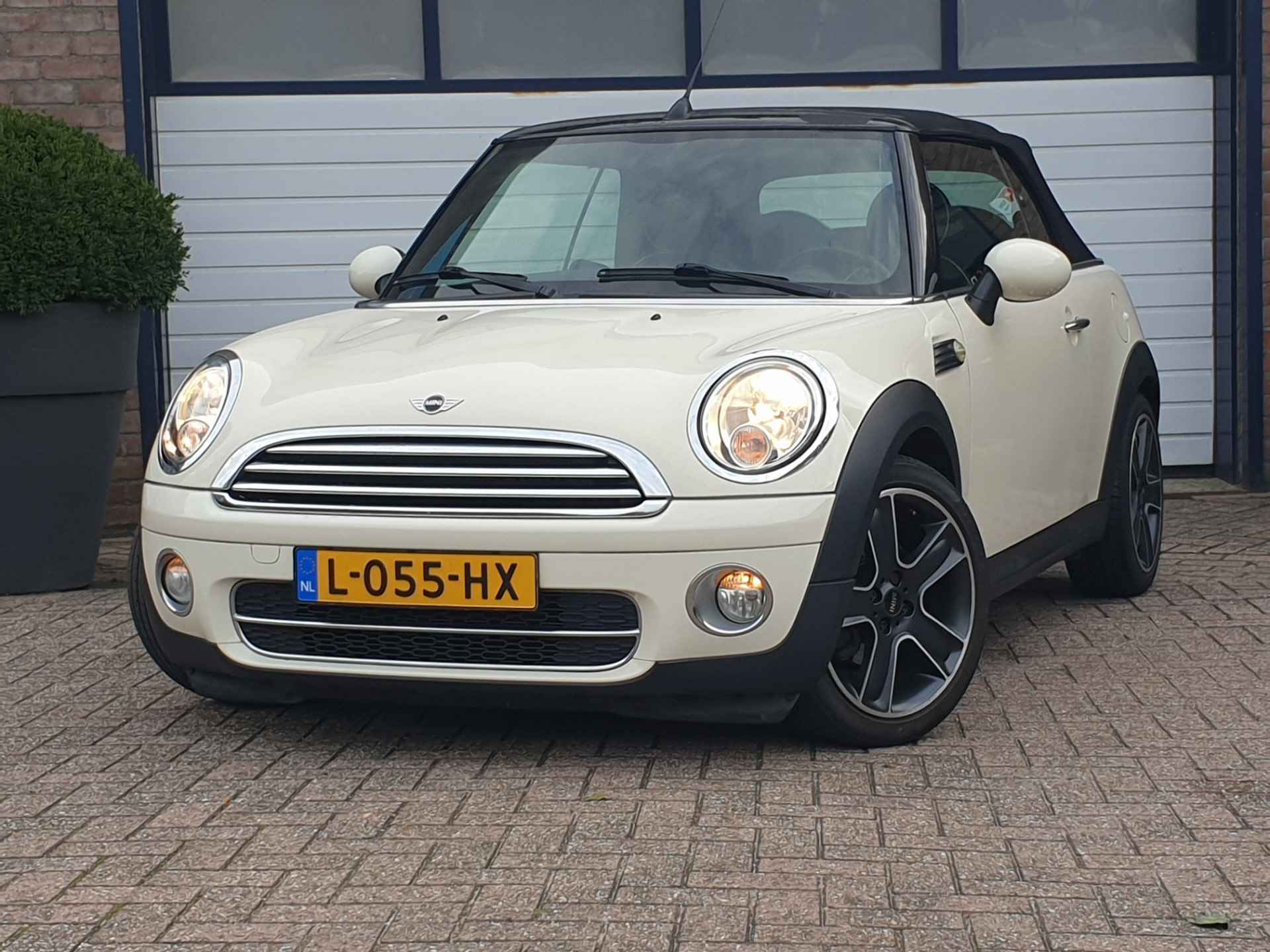 MINI Cabrio 1.6 Cooper Cabrio Leder bekleding - 5/33