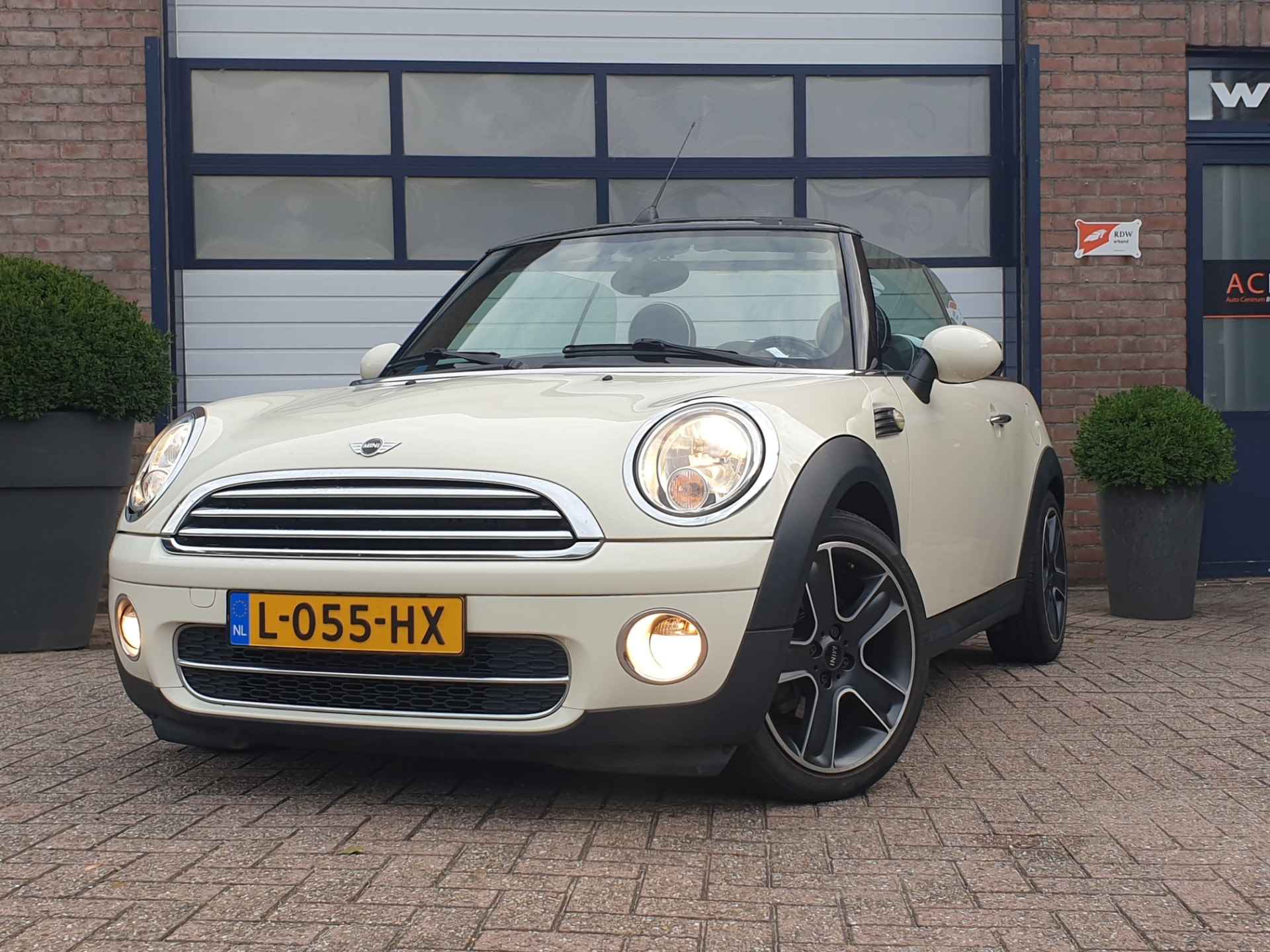 MINI Cabrio 1.6 Cooper Cabrio Leder bekleding - 8/33