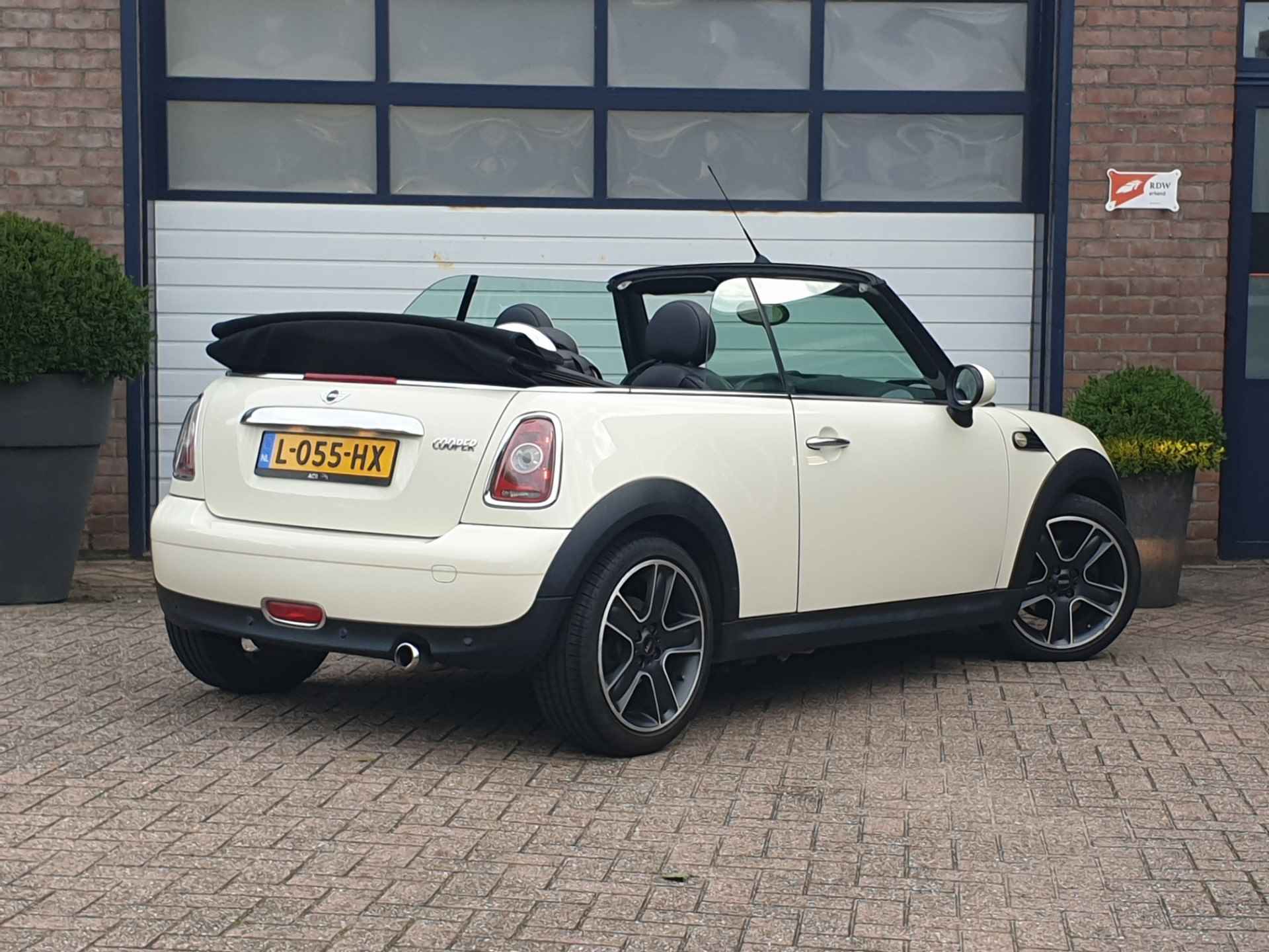 MINI Cabrio 1.6 Cooper Cabrio Leder bekleding - 18/33