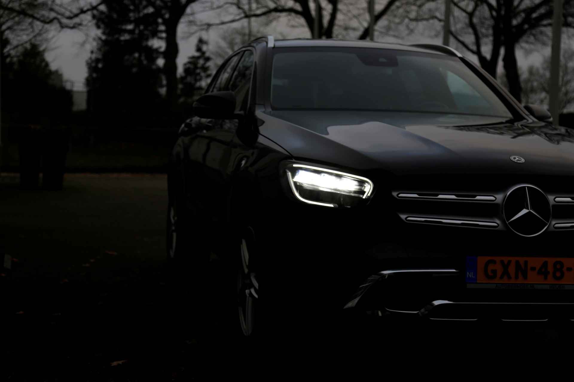 Mercedes-Benz GLC 300e 4MATIC PHEV Plug in hybride*BTW*1ste Eig*Perfect Onderh.*Elek. Trekhaak/Act. Remass./Parkeerass./LED/Stoelverw./Cruise-Cont - 23/59