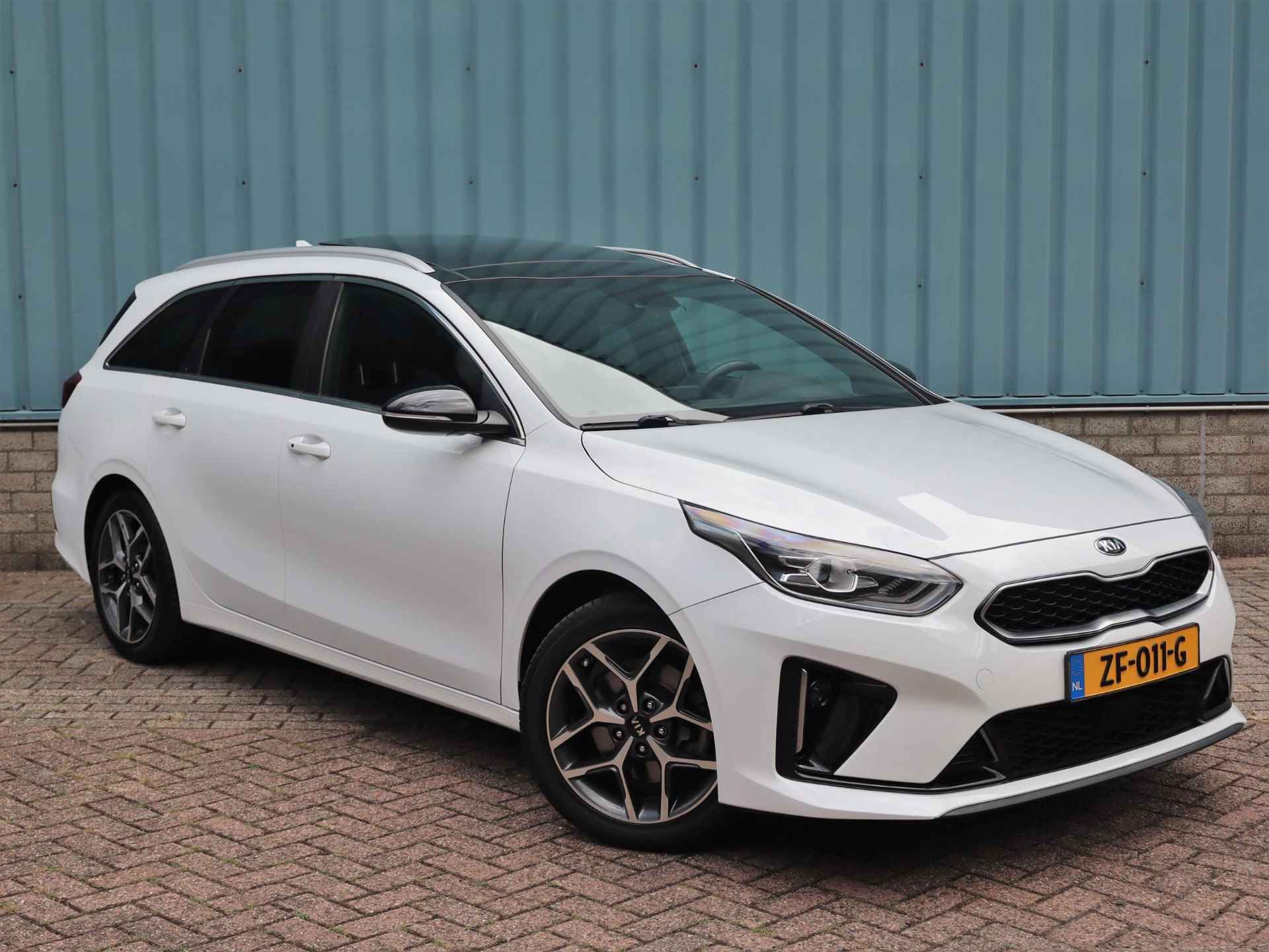 Kia Ceed Sportswagon GT-Line 1.0 T-GDi 120pk H6 | NAVI | SCHUIF/KANTELDAK | CAMERA | STUUR + STOELVERW. | LM-VELGEN | KEYLESS | - 3/69