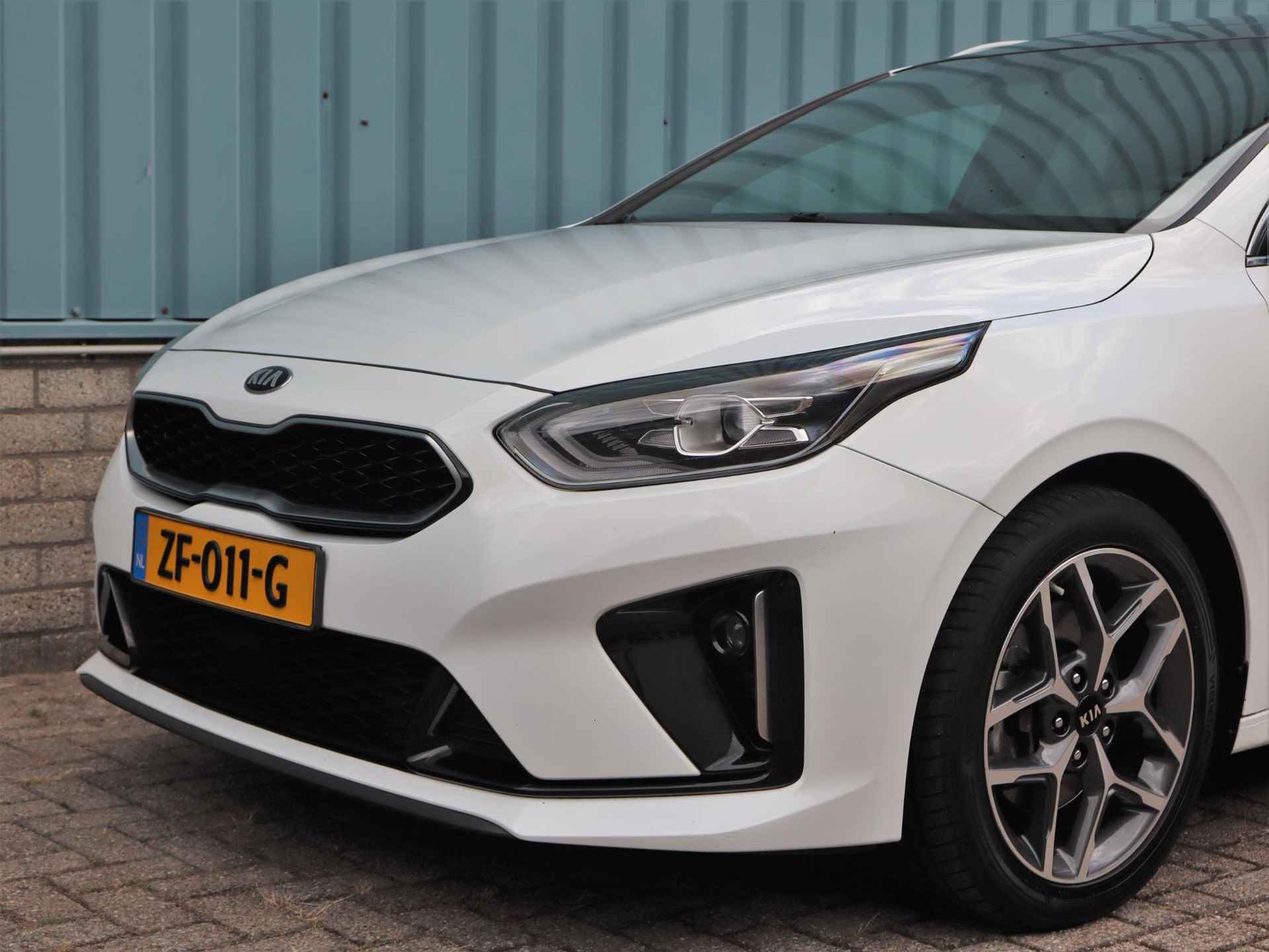 Kia Ceed Sportswagon GT-Line 1.0 T-GDi 120pk H6 | NAVI | SCHUIF/KANTELDAK | CAMERA | STUUR + STOELVERW. | LM-VELGEN | KEYLESS | - 38/69