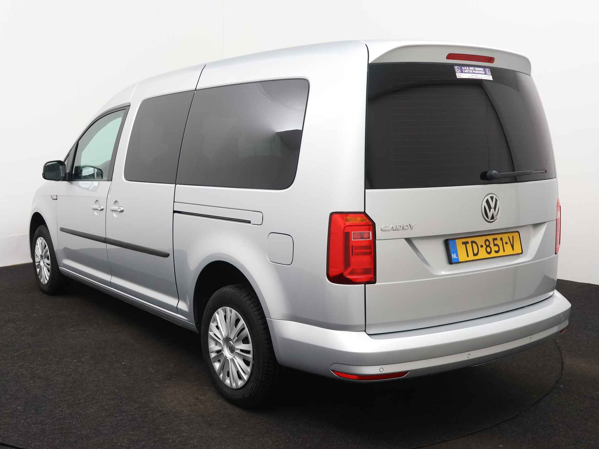 Volkswagen Caddy Maxi 1.0 TSI Trendline 5p Ingepland voor nieuwe bodemverlaging t.b.v. rolstoelvervoer (Prijs incl. bodemverlaging) - 15/37